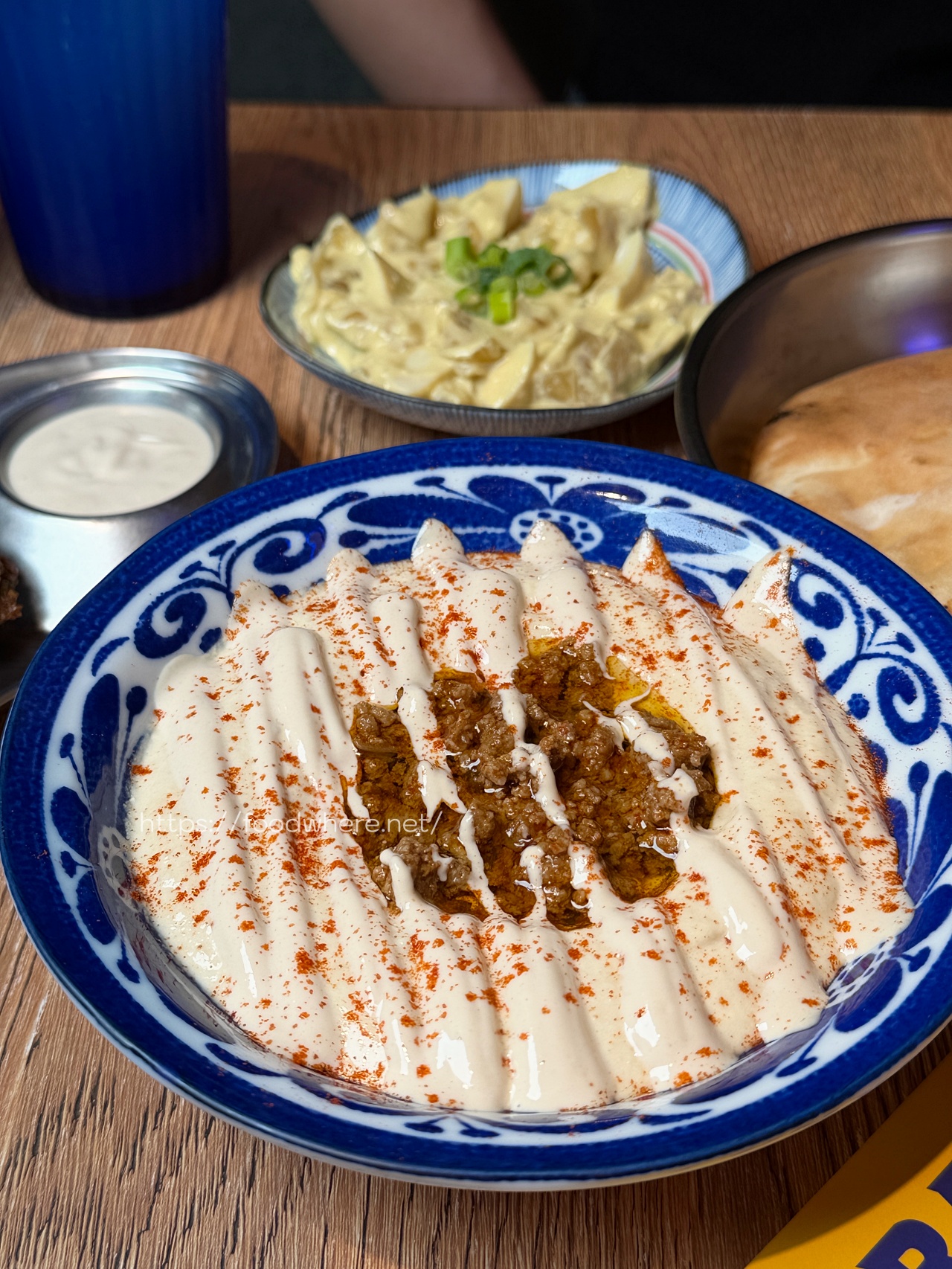 (有放菜單)瑞豐夜市附近異國料理!難得的以色列料理《LORACORLO》鷹嘴豆泥、番茄燉蛋 @高雄美食底對 (有放菜單)瑞豐夜市附近異國料理!難得的以色列料理《LORACORLO》鷹嘴豆泥、番茄燉蛋 @高雄美食底對