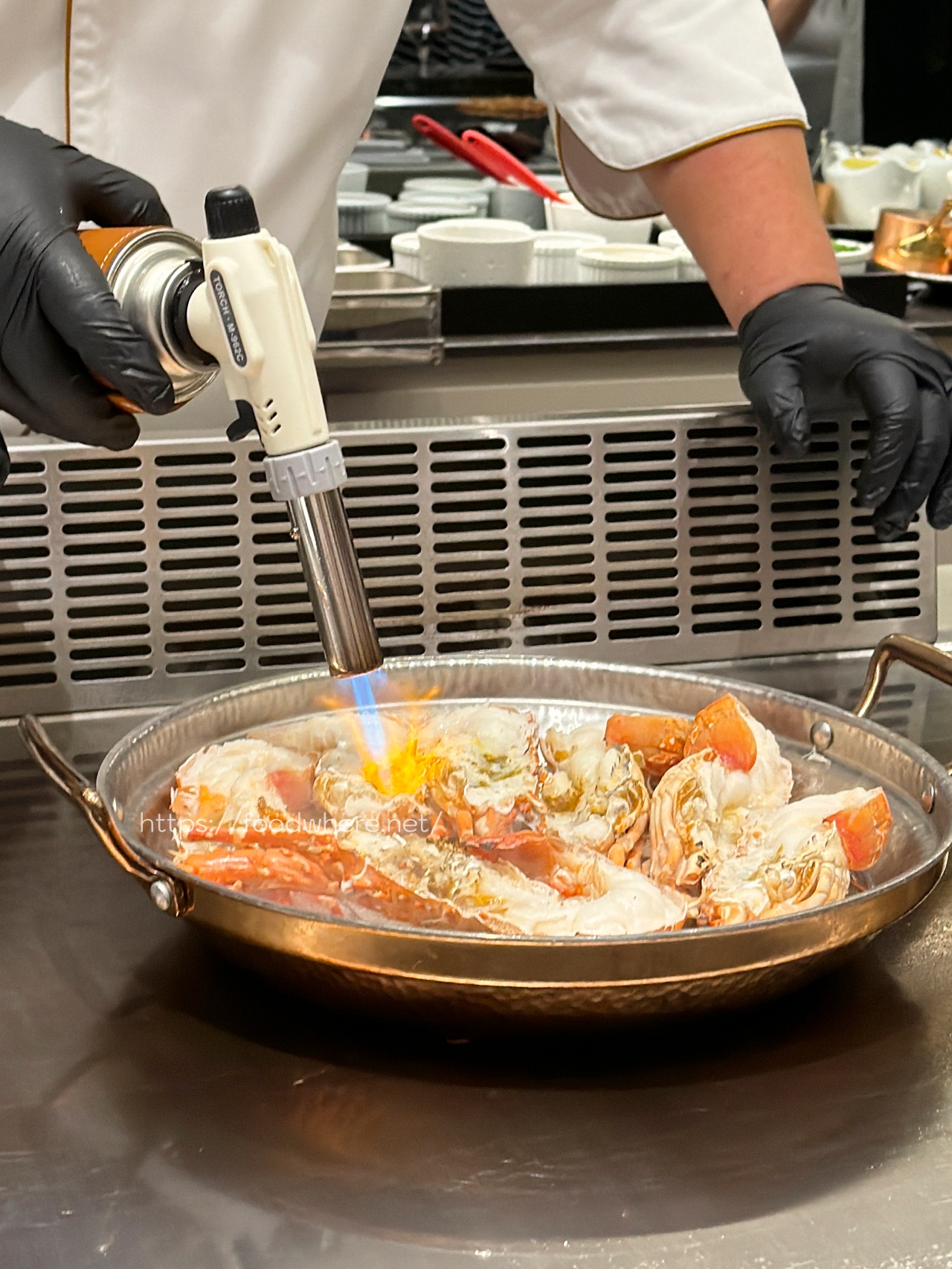 義享天地美食推薦《樂葵法式鐵板燒》日本A5和牛、活體鮑魚、龍蝦、生蠔十道菜只要$1650，秋季彩色開箱，高雄最超值法式鐵板饗宴 @高雄美食底對