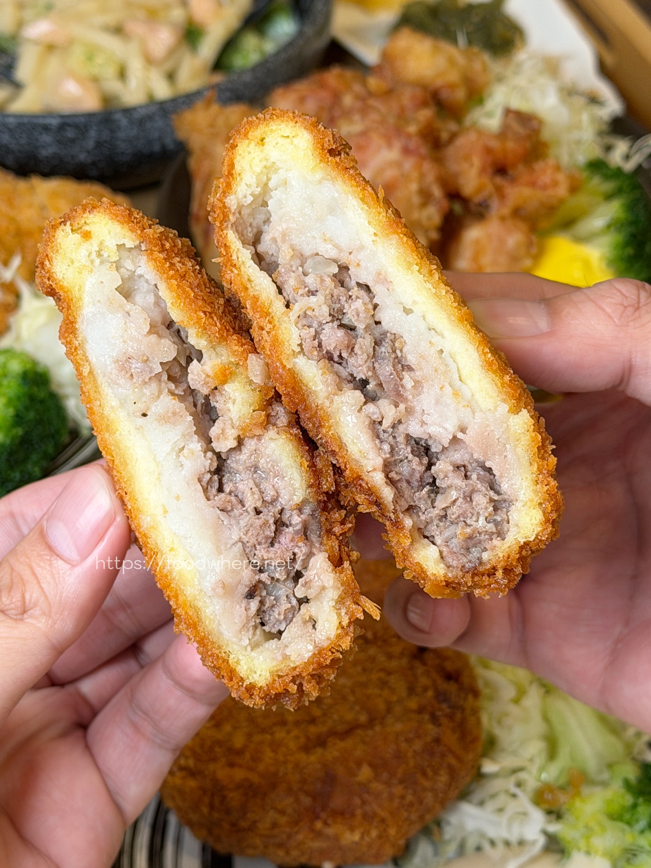 【高雄楠梓】四目食堂｜唐揚雞太犯規！220元定食還附雙甜點的高CP值日式小食堂 @高雄美食底對