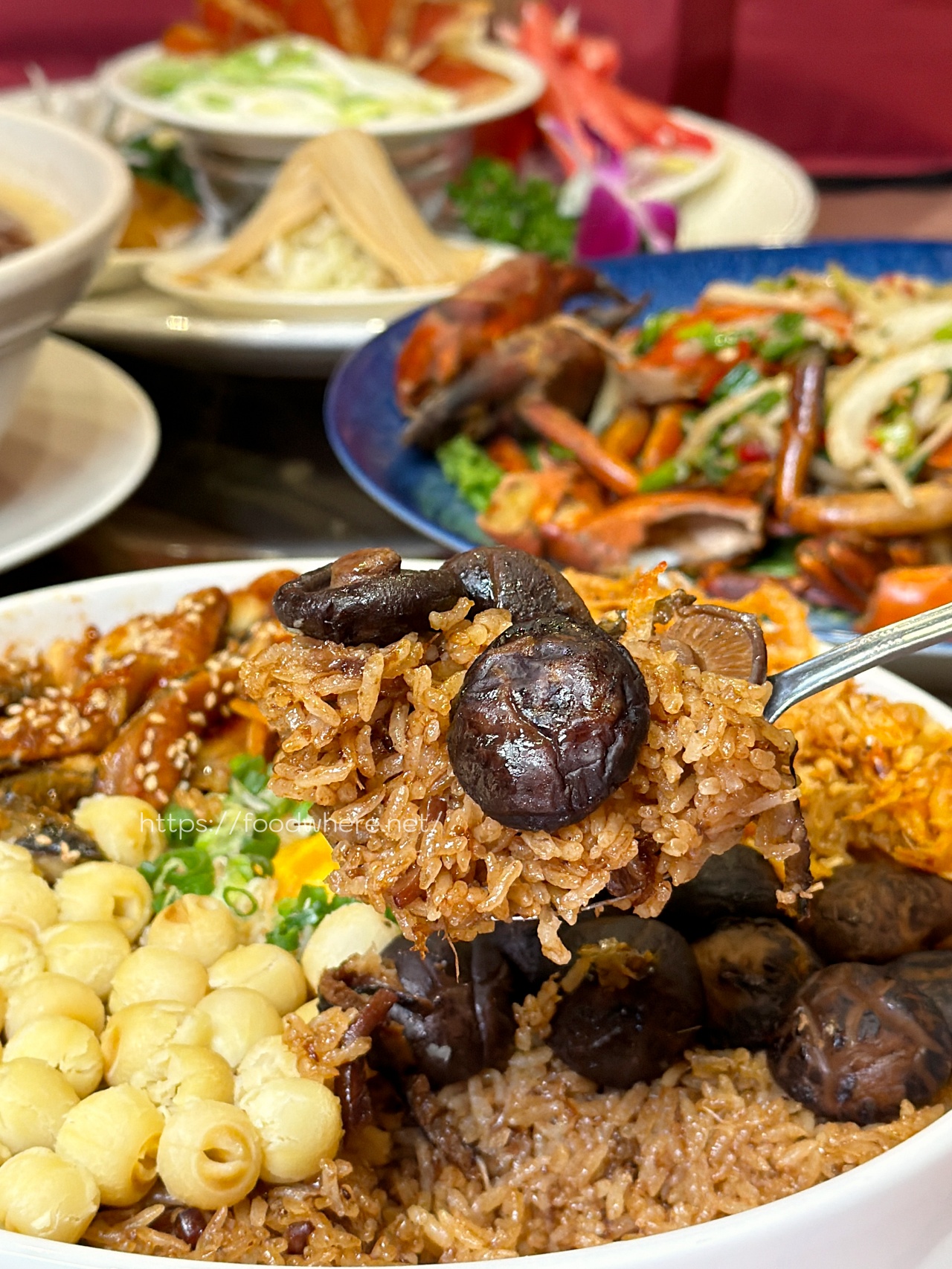 連吃三年高雄外帶年菜！《富苑》萬元不到外帶年菜，經典照燒豬肋排強勢回歸，10人份八道菜CP值爆棚！ @高雄美食底對