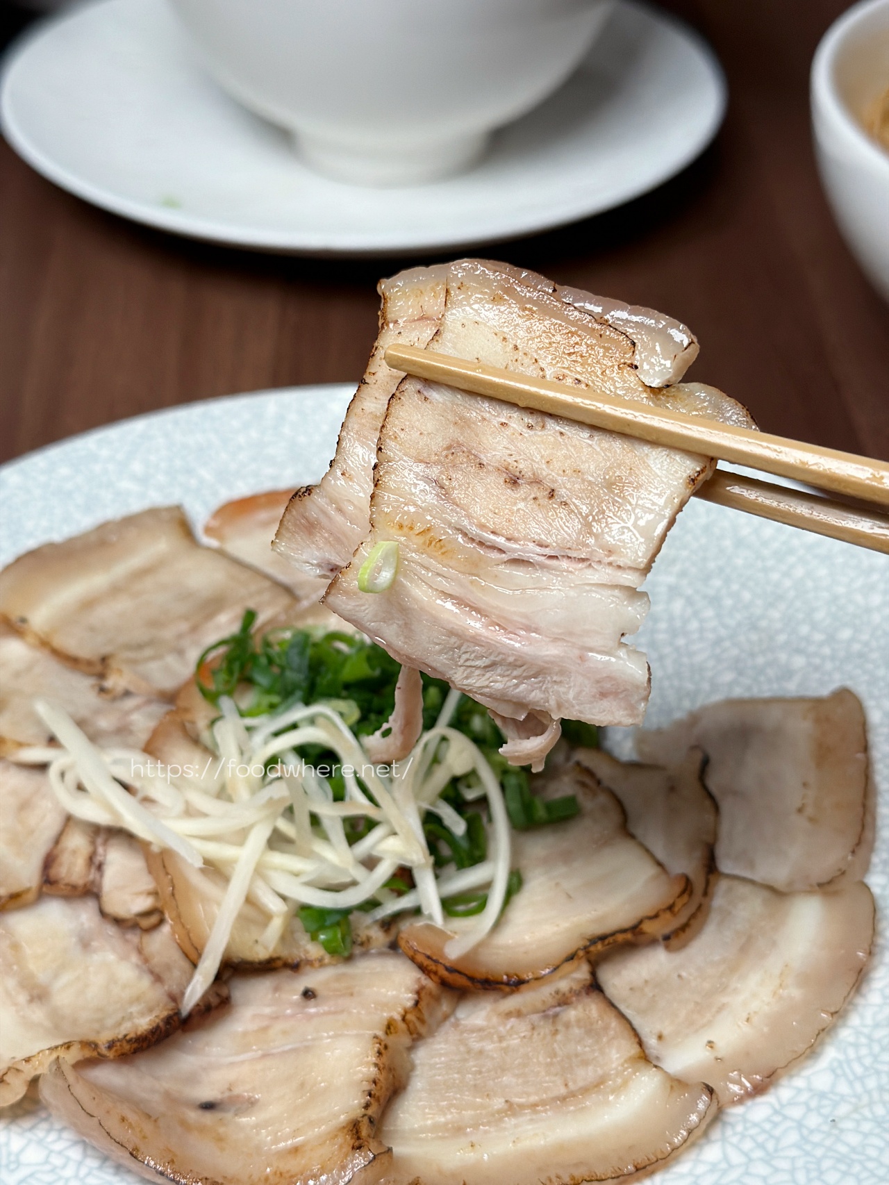 老潮派台灣麵食館（文龍東店）｜高雄鳳山必吃蒜蝦拌麵、炙燒龍蝦蟹膏拌麵（有菜單） @高雄美食底對