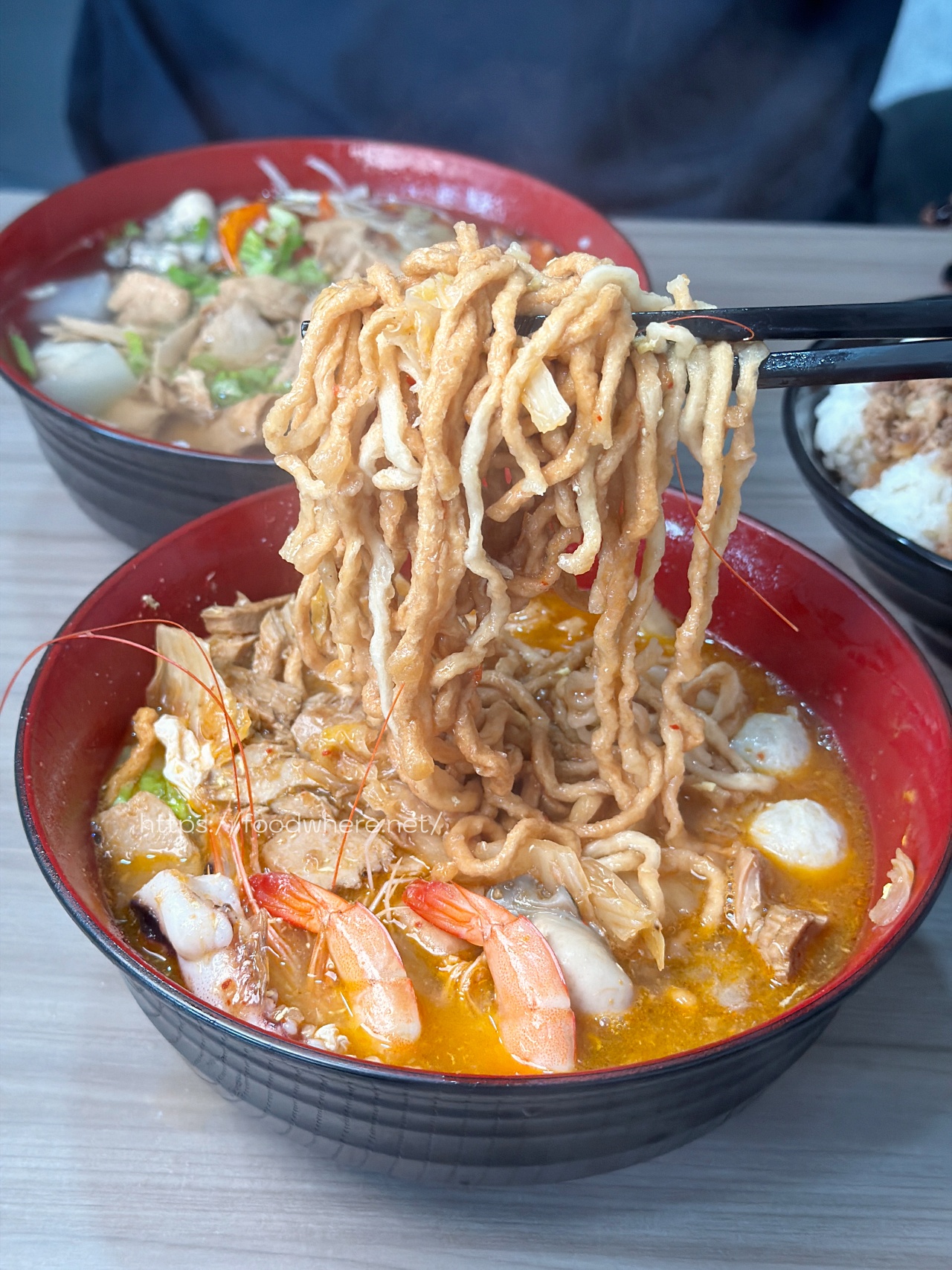 （有菜單）高雄道地東港海鮮飯湯《阿娥東港海鮮飯湯》前鎮在地人激推的超霸氣海味，一碗喝到滿滿東港魂 @高雄美食底對