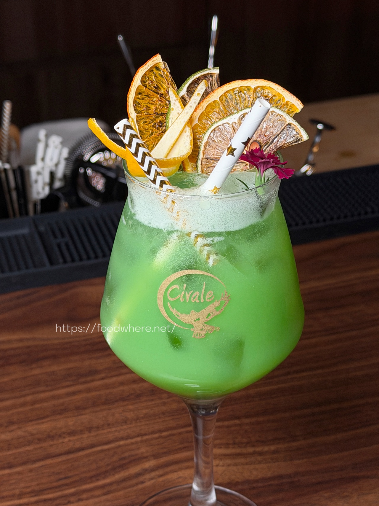 高雄《小酌 FEWdrink》從晚餐到宵夜都能吃到超強餐點的餐酒館 @高雄美食底對 高雄《小酌 FEWdrink》從晚餐到宵夜都能吃到超強餐點的餐酒館 @高雄美食底對