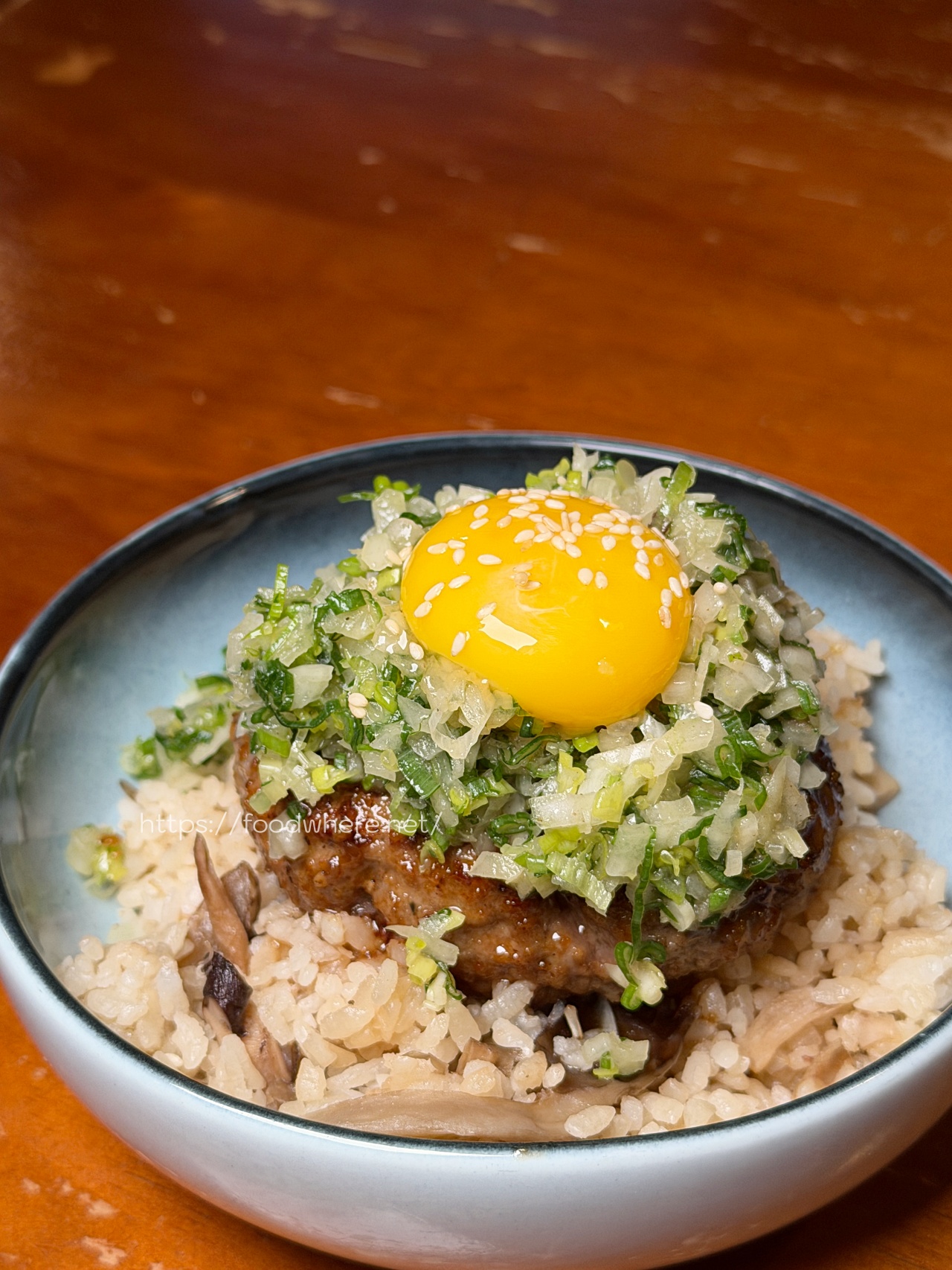 高雄《小酌 FEWdrink》從晚餐到宵夜都能吃到超強餐點的餐酒館 @高雄美食底對