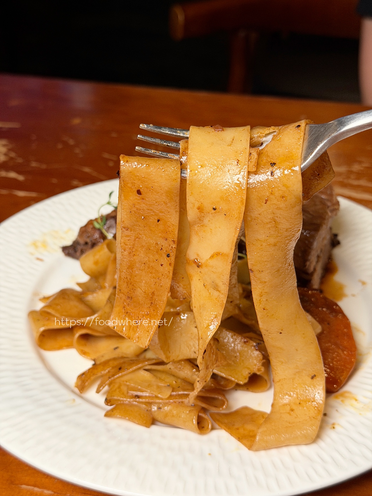 高雄《小酌 FEWdrink》從晚餐到宵夜都能吃到超強餐點的餐酒館 @高雄美食底對 高雄《小酌 FEWdrink》從晚餐到宵夜都能吃到超強餐點的餐酒館 @高雄美食底對