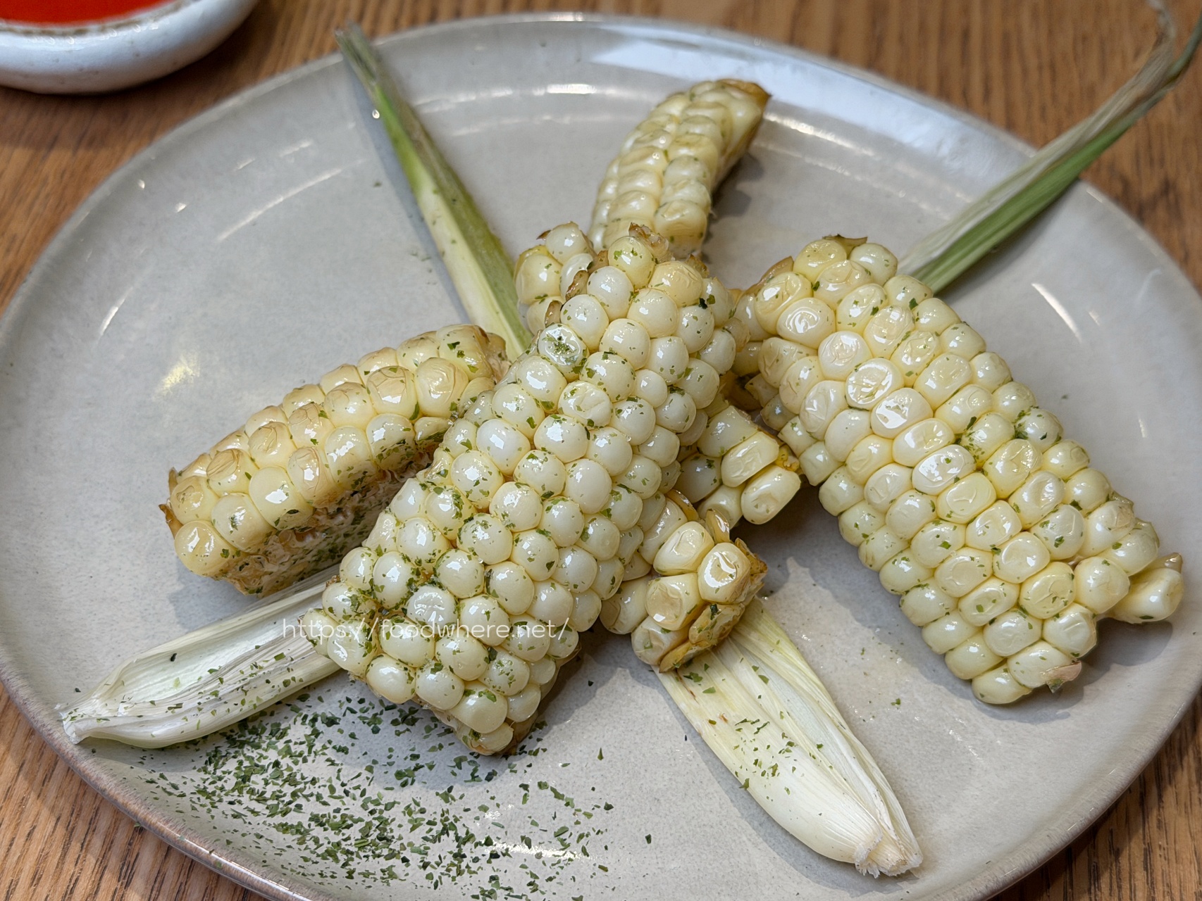 高雄聚餐最新推薦《奧比沐 Albe.mu》宵夜也能吃到高水準的料理與果茶、咖啡 @高雄美食底對