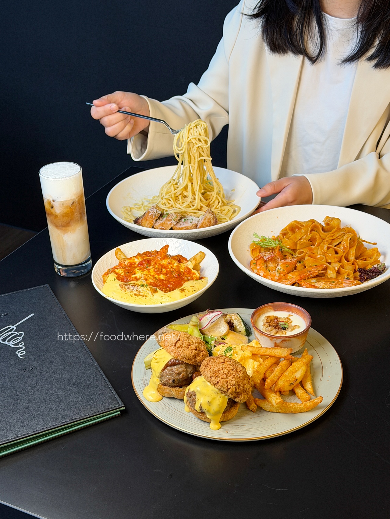 高雄左營新開幕《墨 More Pasta》高雄義大利麵、排餐、早午餐推薦 @高雄美食底對