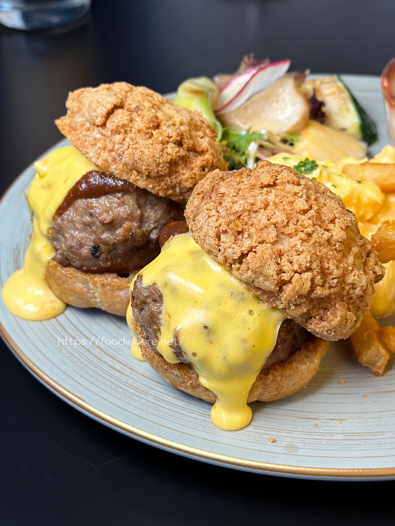 高雄左營新開幕《墨 More Pasta》高雄義大利麵、排餐、早午餐推薦 @高雄美食底對