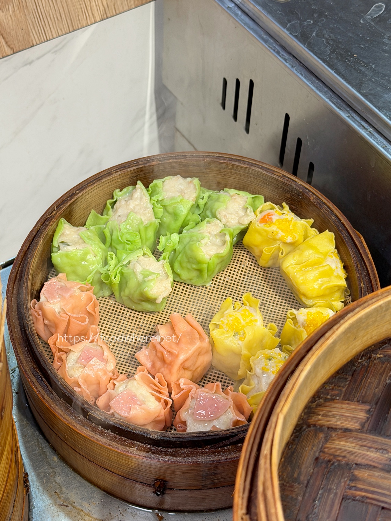 太浮誇!《牛室炙燒牛排》(自由店)自助吧吃到飽!現做Pizza、麻辣鴨血、港點樣樣有,排餐還沒上就飽一輪!七週年優惠必衝! @高雄美食底對 太浮誇!《牛室炙燒牛排》(自由店)自助吧吃到飽!現做Pizza、麻辣鴨血、港點樣樣有,排餐還沒上就飽一輪!七週年優惠必衝! @高雄美食底對