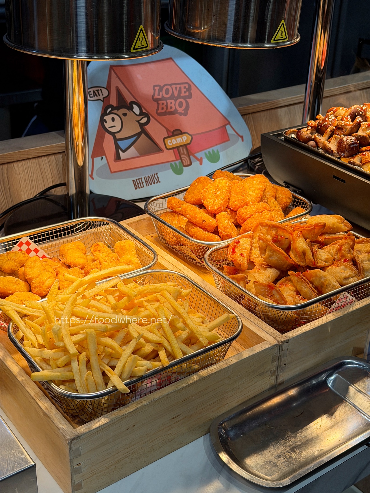 太浮誇!《牛室炙燒牛排》(自由店)自助吧吃到飽!現做Pizza、麻辣鴨血、港點樣樣有,排餐還沒上就飽一輪!七週年優惠必衝! @高雄美食底對 太浮誇!《牛室炙燒牛排》(自由店)自助吧吃到飽!現做Pizza、麻辣鴨血、港點樣樣有,排餐還沒上就飽一輪!七週年優惠必衝! @高雄美食底對