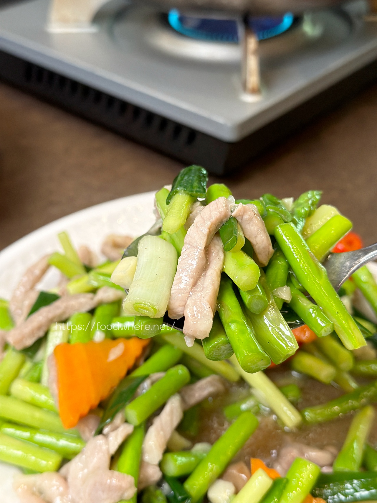 （有放菜單）高雄大社美食《霖園土雞城》觀音山下的人氣土雞城！烏骨鹽焗雞、豆乳雞、拔絲地瓜超驚豔 @高雄美食底對