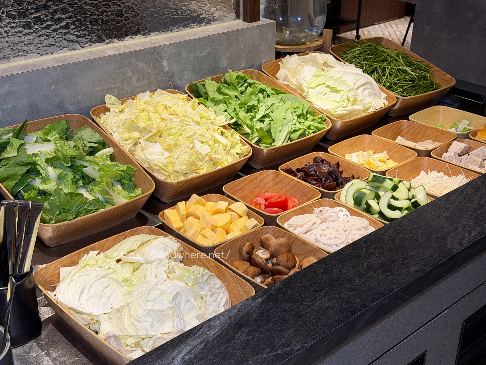 高雄鍋物推薦《無同麻辣鍋物》慶生首選鍋物餐廳 超強麻奶鍋&#038;無花果鍋 @高雄美食底對