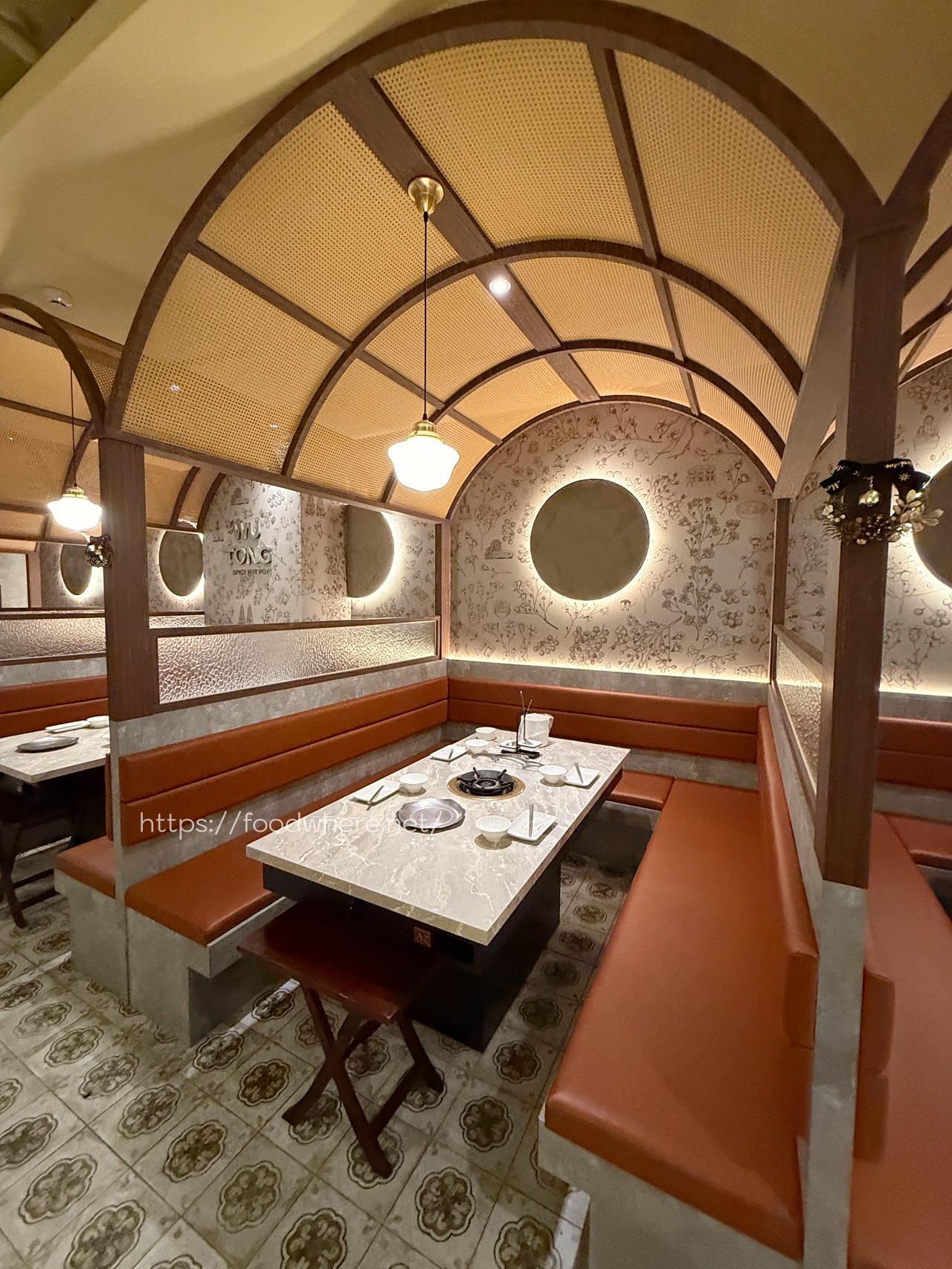 高雄鍋物推薦《無同麻辣鍋物》慶生首選鍋物餐廳 超強麻奶鍋&#038;無花果鍋 @高雄美食底對