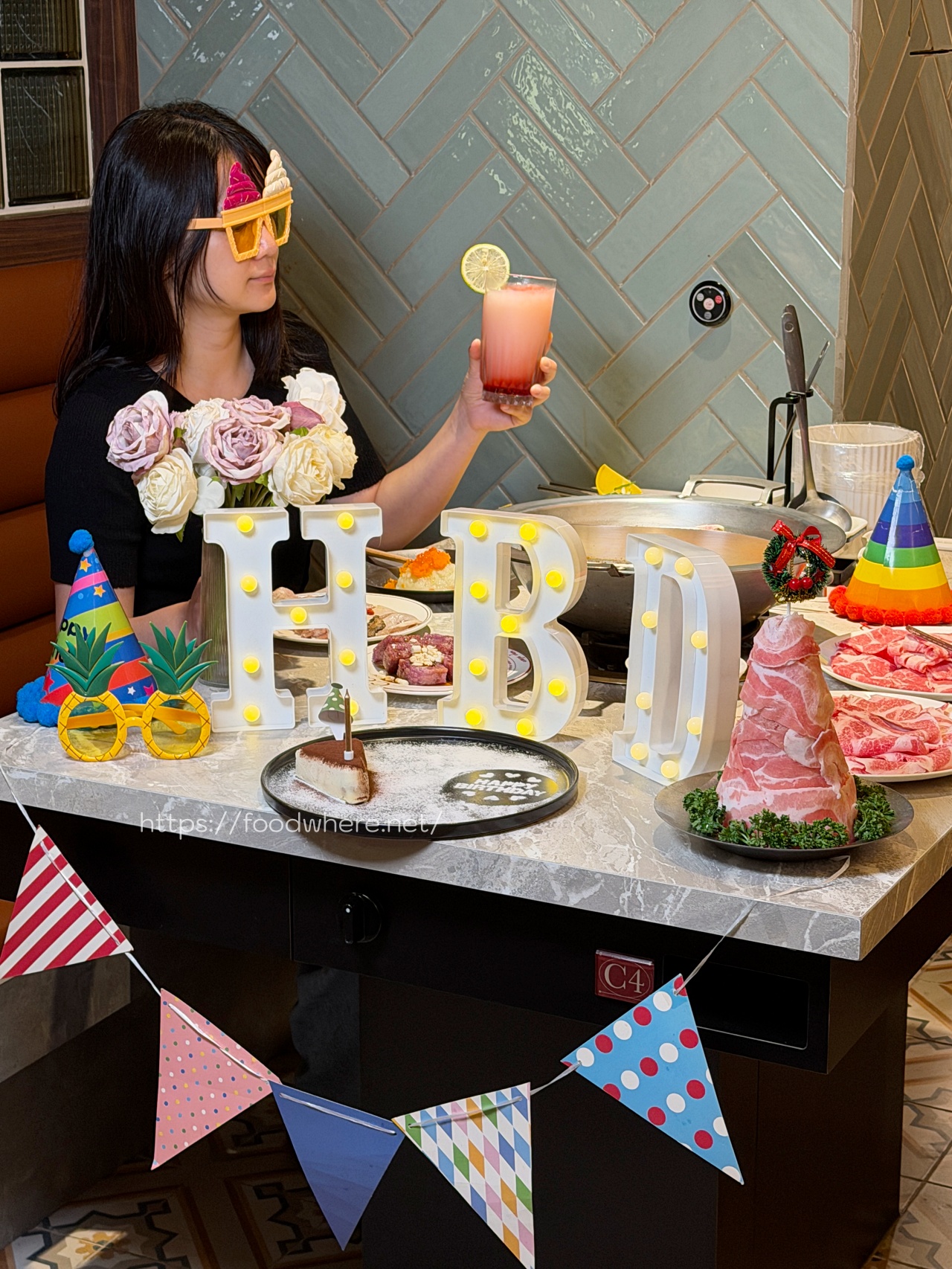 高雄鍋物推薦《無同麻辣鍋物》慶生首選鍋物餐廳 超強麻奶鍋&#038;無花果鍋 @高雄美食底對