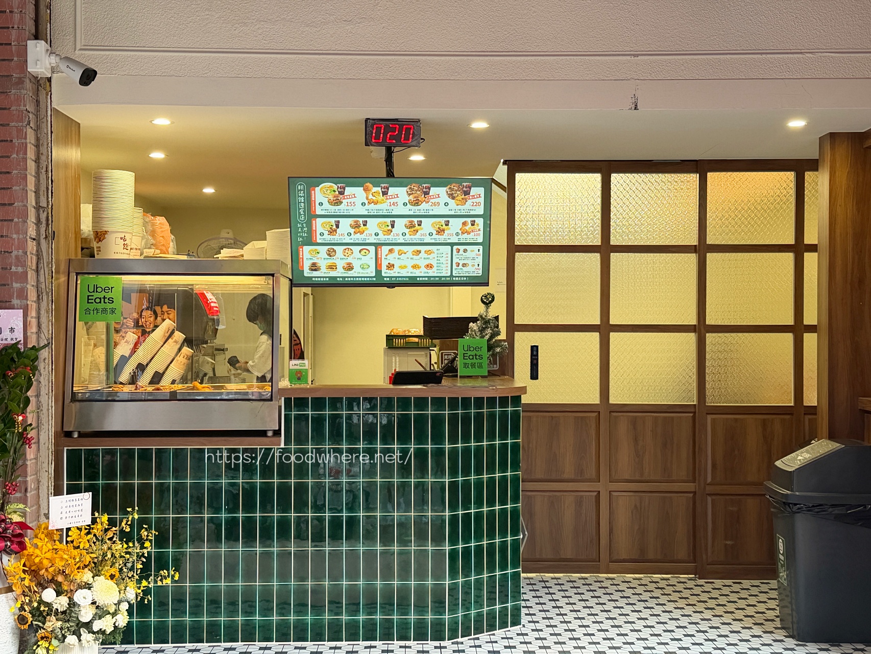 高雄炸雞控必收《明福館速食店》炸雞薄皮多汁、蚵仔麵線爆料實在 @高雄美食底對