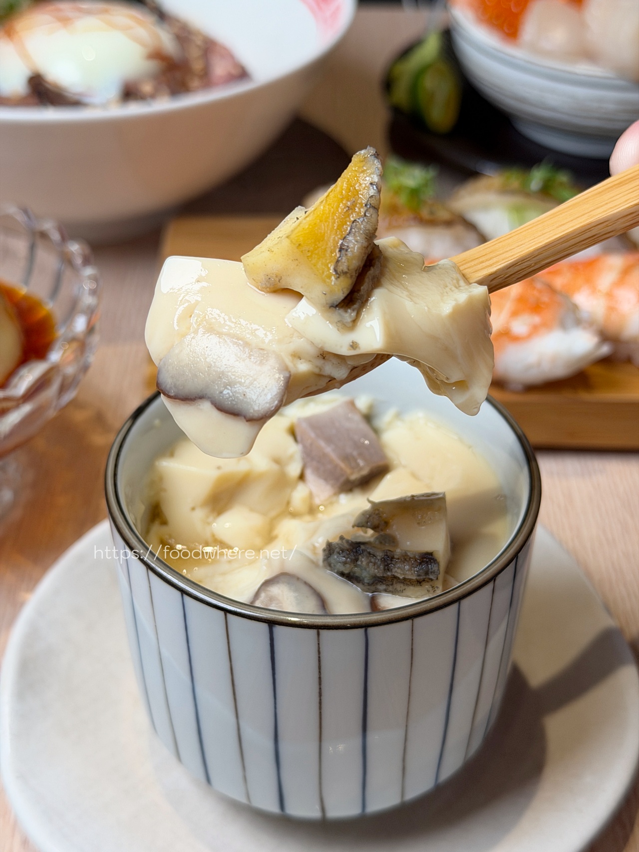 高雄超強海鮮丼推薦《禾翰壽司》一吃必無限回訪,連甜點都強到沒朋友 @高雄美食底對 高雄超強海鮮丼推薦《禾翰壽司》一吃必無限回訪,連甜點都強到沒朋友 @高雄美食底對