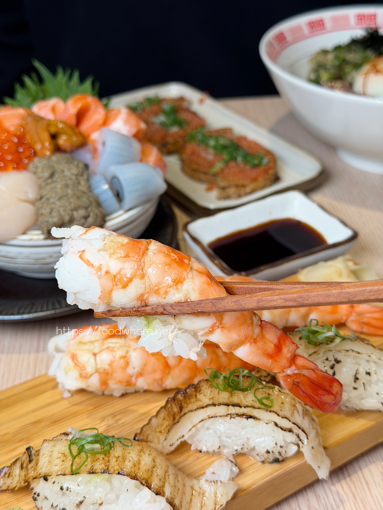 高雄超強海鮮丼推薦《禾翰壽司》一吃必無限回訪,連甜點都強到沒朋友 @高雄美食底對 高雄超強海鮮丼推薦《禾翰壽司》一吃必無限回訪,連甜點都強到沒朋友 @高雄美食底對