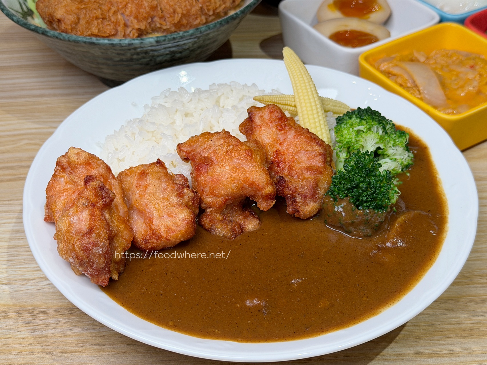 （有菜單）高雄三民區《悅食堂》滑蛋豬排丼現炸厚切腰內豬排！免費加飯又酥脆多汁，咖哩控也別錯過！ @高雄美食底對