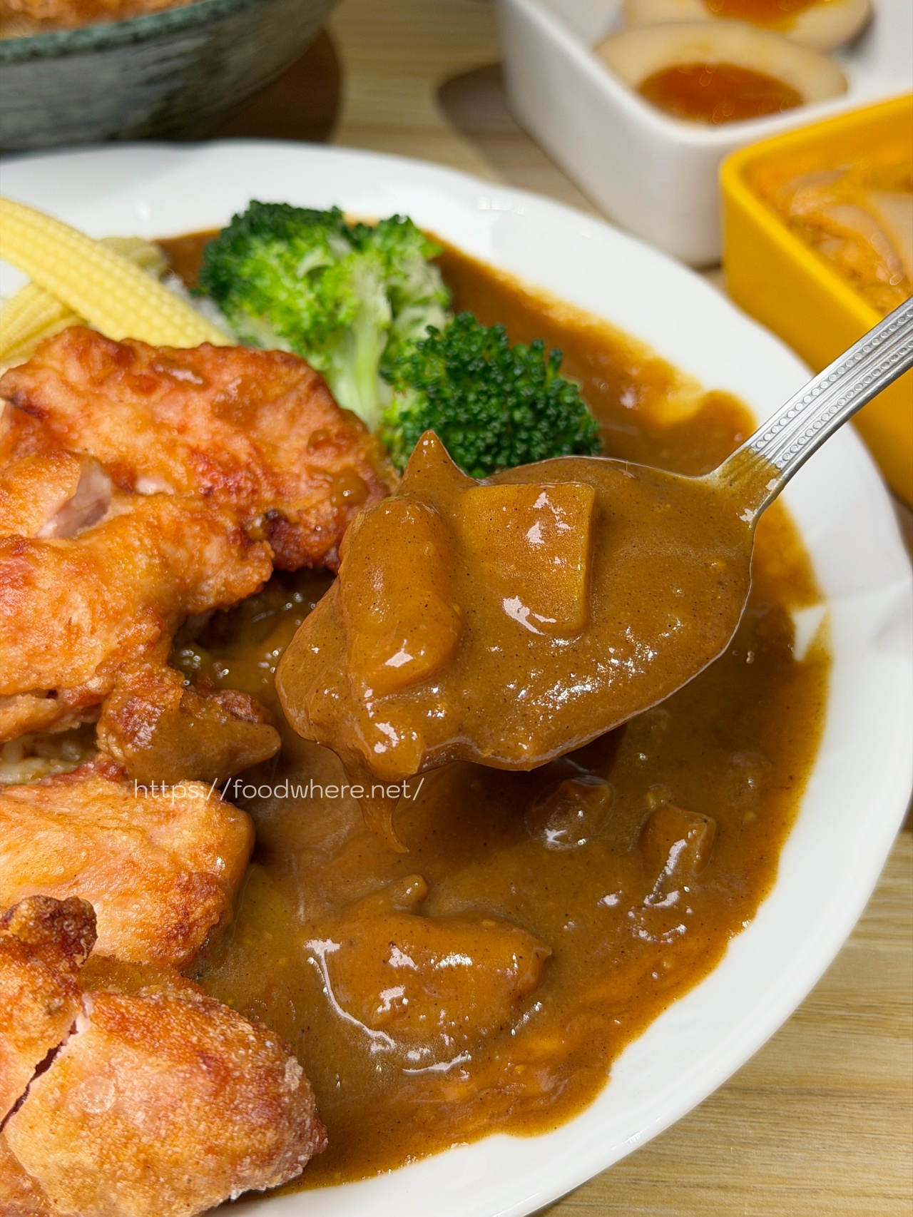 （有菜單）高雄三民區《悅食堂》滑蛋豬排丼現炸厚切腰內豬排！免費加飯又酥脆多汁，咖哩控也別錯過！ @高雄美食底對