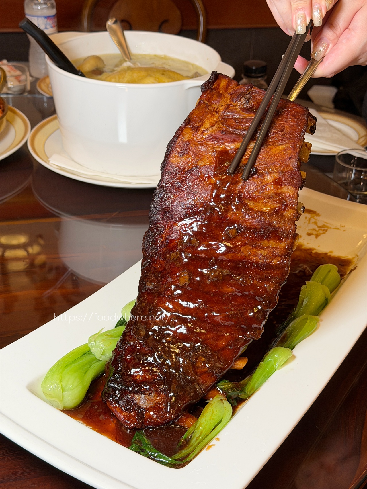 高雄圍爐必備《鄧師傅功夫菜》2026年菜早鳥預訂開跑！經典豬腳、干貝雞湯超有亮點 @高雄美食底對