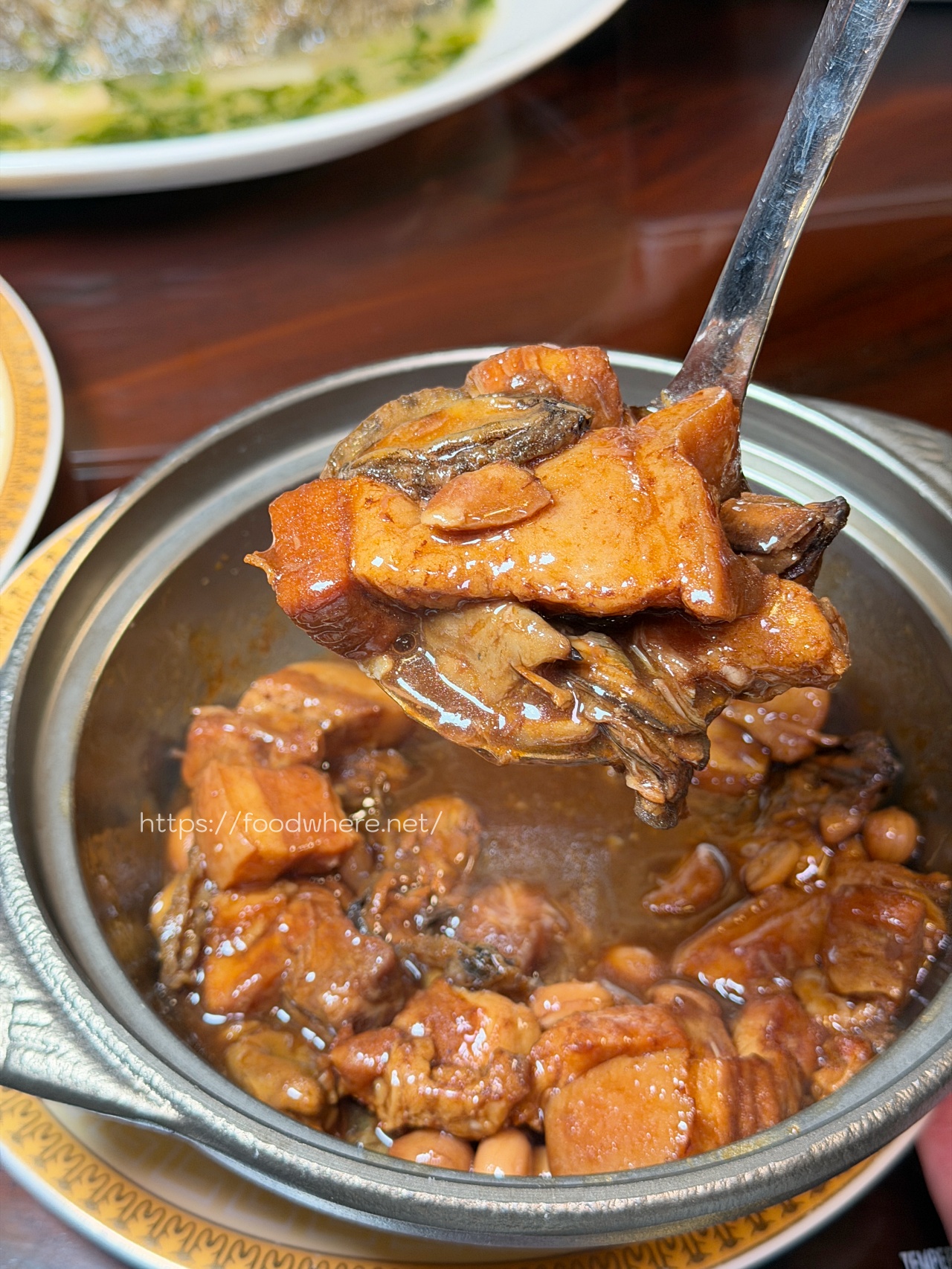 高雄圍爐必備《鄧師傅功夫菜》2026年菜早鳥預訂開跑！經典豬腳、干貝雞湯超有亮點 @高雄美食底對