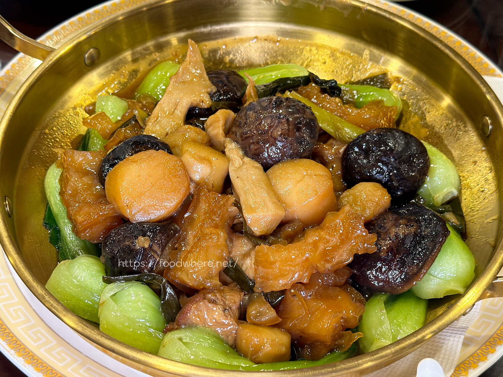 高雄圍爐必備《鄧師傅功夫菜》2026年菜早鳥預訂開跑！經典豬腳、干貝雞湯超有亮點 @高雄美食底對