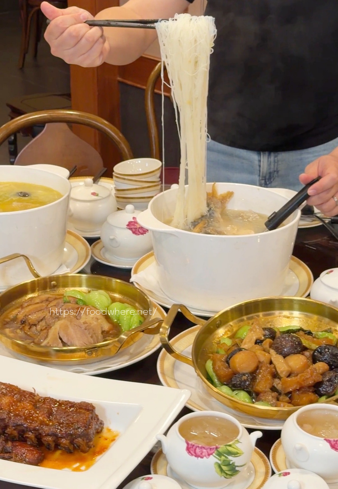 高雄圍爐必備《鄧師傅功夫菜》2026年菜早鳥預訂開跑!經典豬腳、干貝雞湯超有亮點 @高雄美食底對 高雄圍爐必備《鄧師傅功夫菜》2026年菜早鳥預訂開跑!經典豬腳、干貝雞湯超有亮點 @高雄美食底對