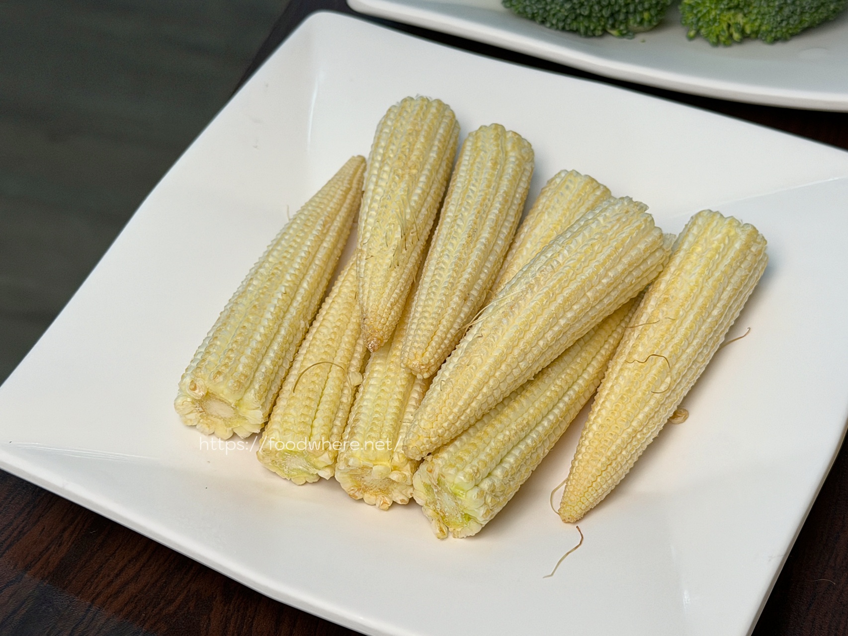 高雄仁武必吃《天嚐地酒鍋物》超讚爆炒石頭火鍋！豐盛大肉盤很超值，冰箱食材以盤計價 @高雄美食底對