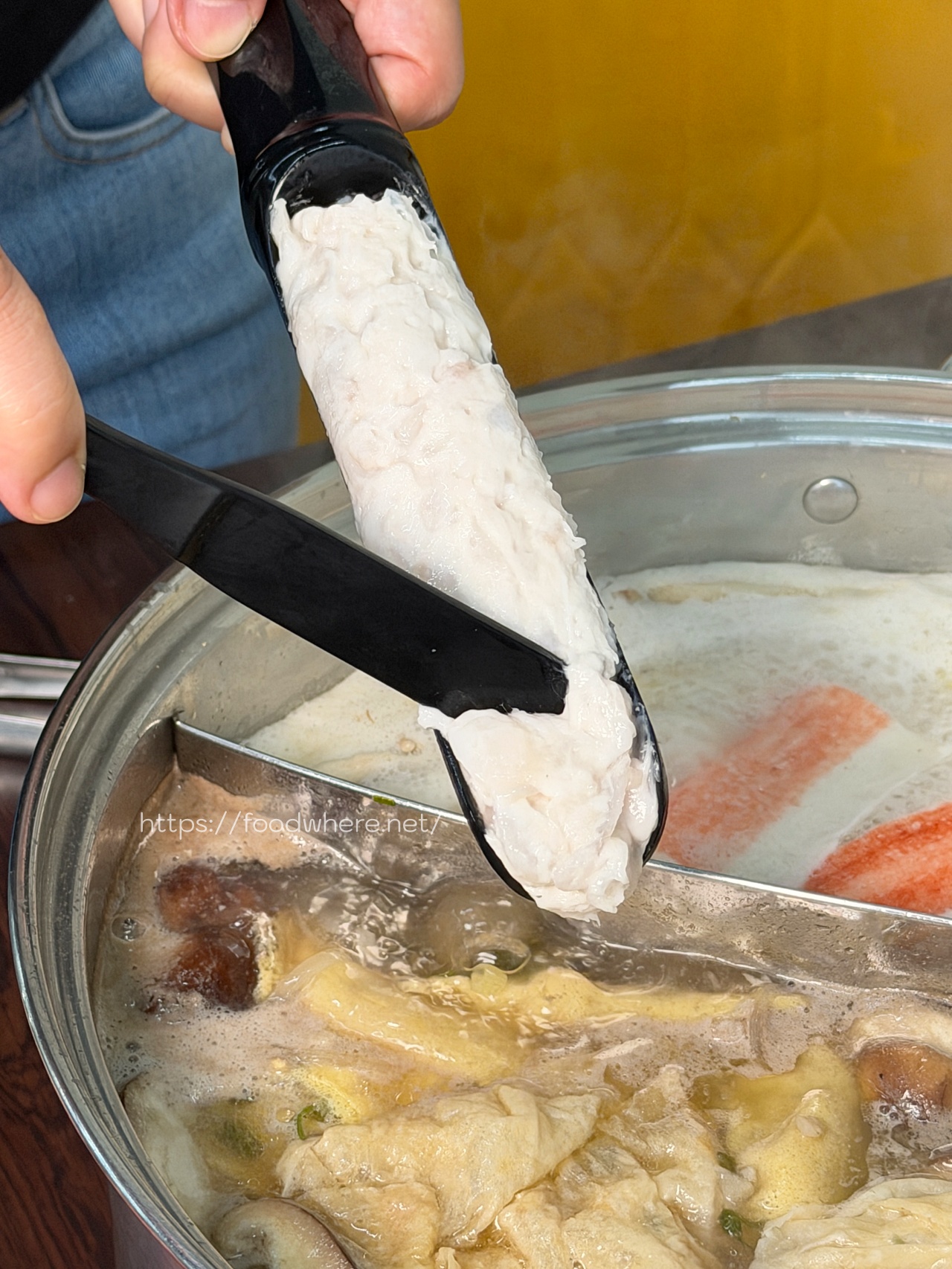 高雄仁武必吃《天嚐地酒鍋物》超讚爆炒石頭火鍋！豐盛大肉盤很超值，冰箱食材以盤計價 @高雄美食底對