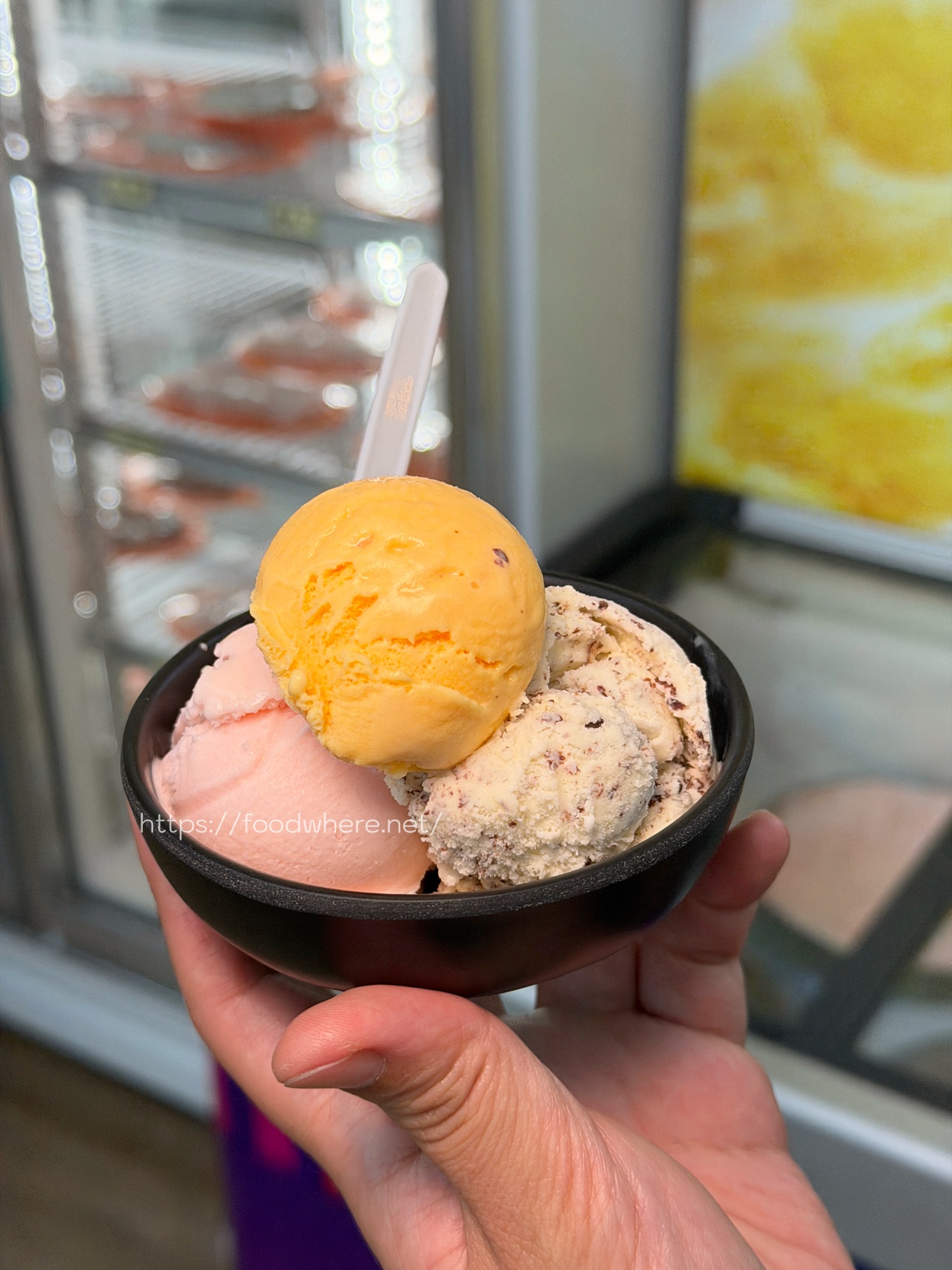 高雄仁武必吃《天嚐地酒鍋物》超讚爆炒石頭火鍋！豐盛大肉盤很超值，冰箱食材以盤計價 @高雄美食底對