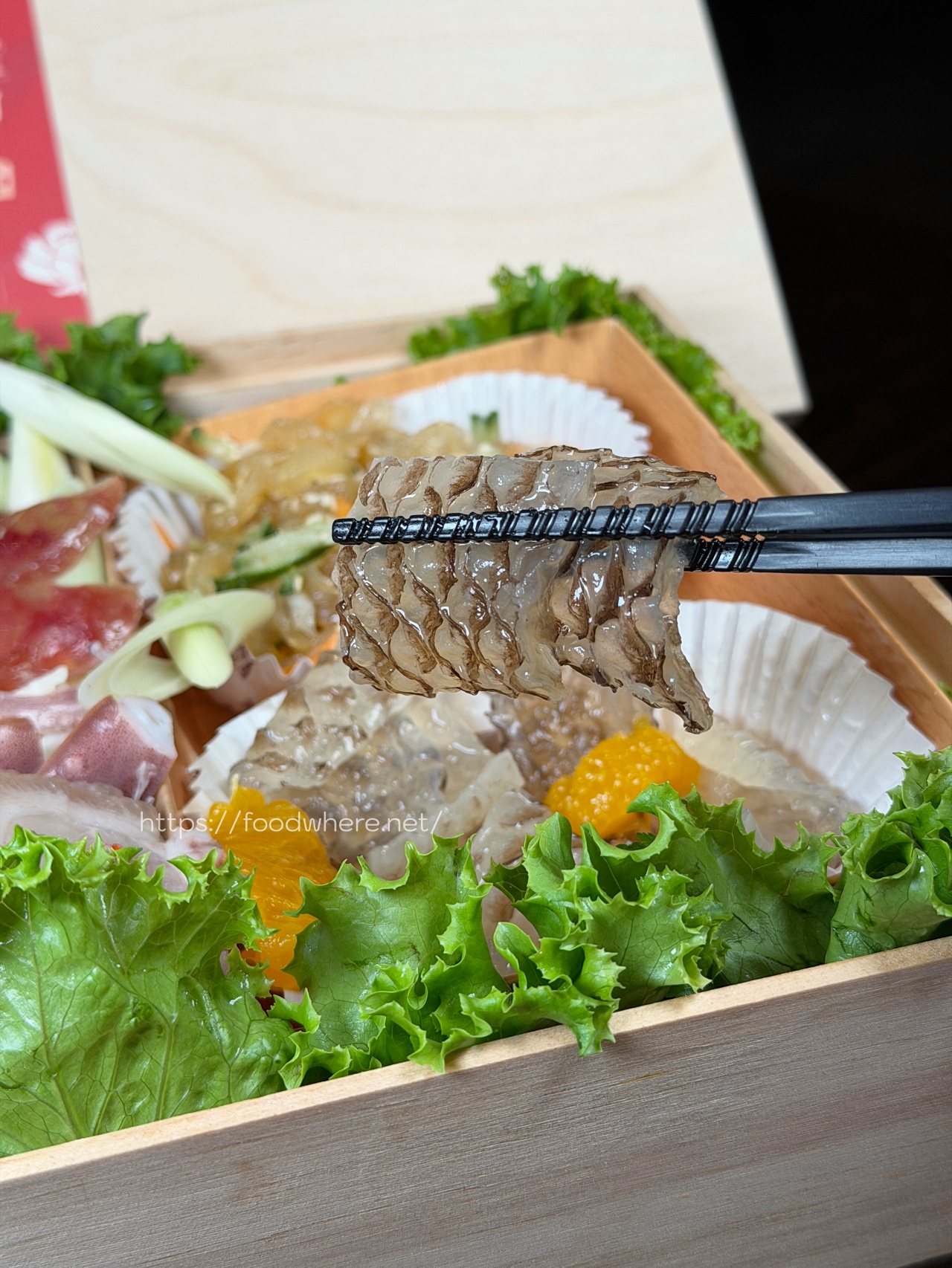 高雄圍爐加菜首選《悅品中餐廳》華麗木盒年菜、港點四喜，儀式感直接拉滿！ @高雄美食底對