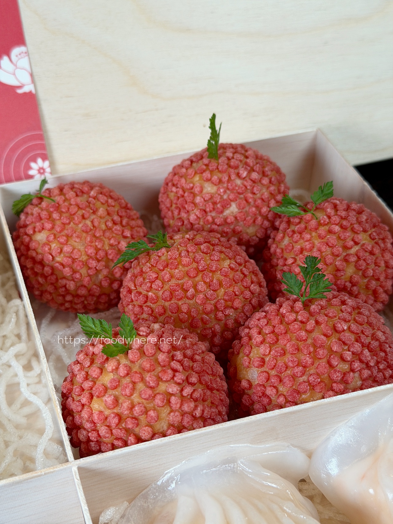 高雄圍爐加菜首選《悅品中餐廳》華麗木盒年菜、港點四喜，儀式感直接拉滿！ @高雄美食底對