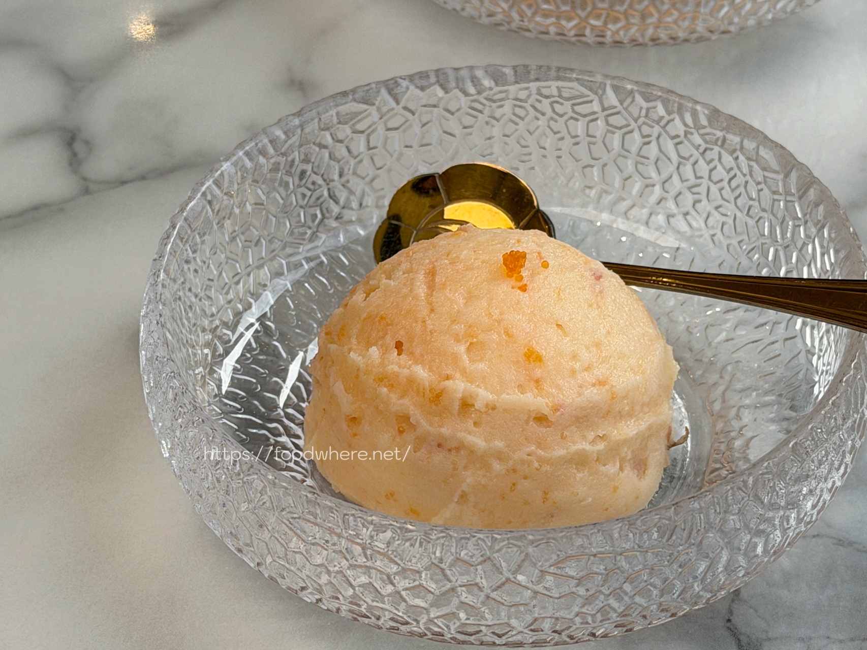 高雄前鎮壽司推薦《天狩壽司》比連鎖店更爽！34顆組合千元有找，厚切炙燒鮭魚買五送一 @高雄美食底對