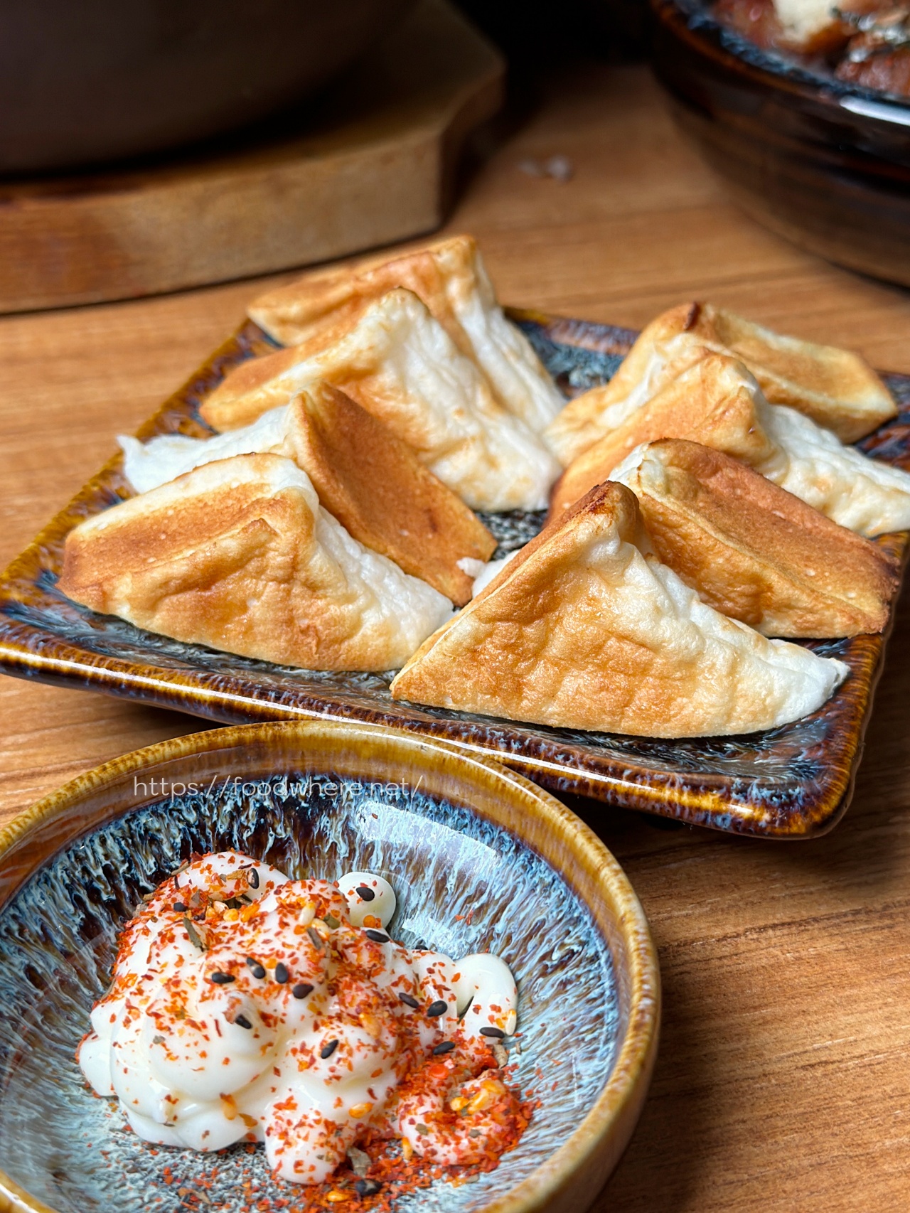 高雄左營居酒屋《酒弎居食屋》冬季限定麻油燒酒雞只要399元!必點鐵板蒜蝦飯與職人級串燒 @高雄美食底對 高雄左營居酒屋《酒弎居食屋》冬季限定麻油燒酒雞只要399元!必點鐵板蒜蝦飯與職人級串燒 @高雄美食底對