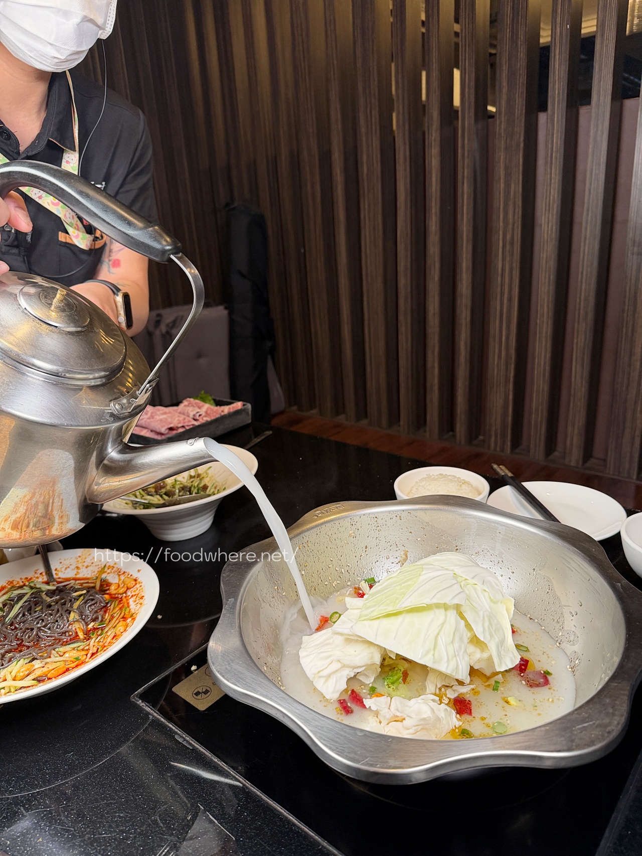 高雄左營聚餐推薦『大宅門乾鍋鴨頭 』獨門乾鍋二吃與創意新台菜料理 @高雄美食底對