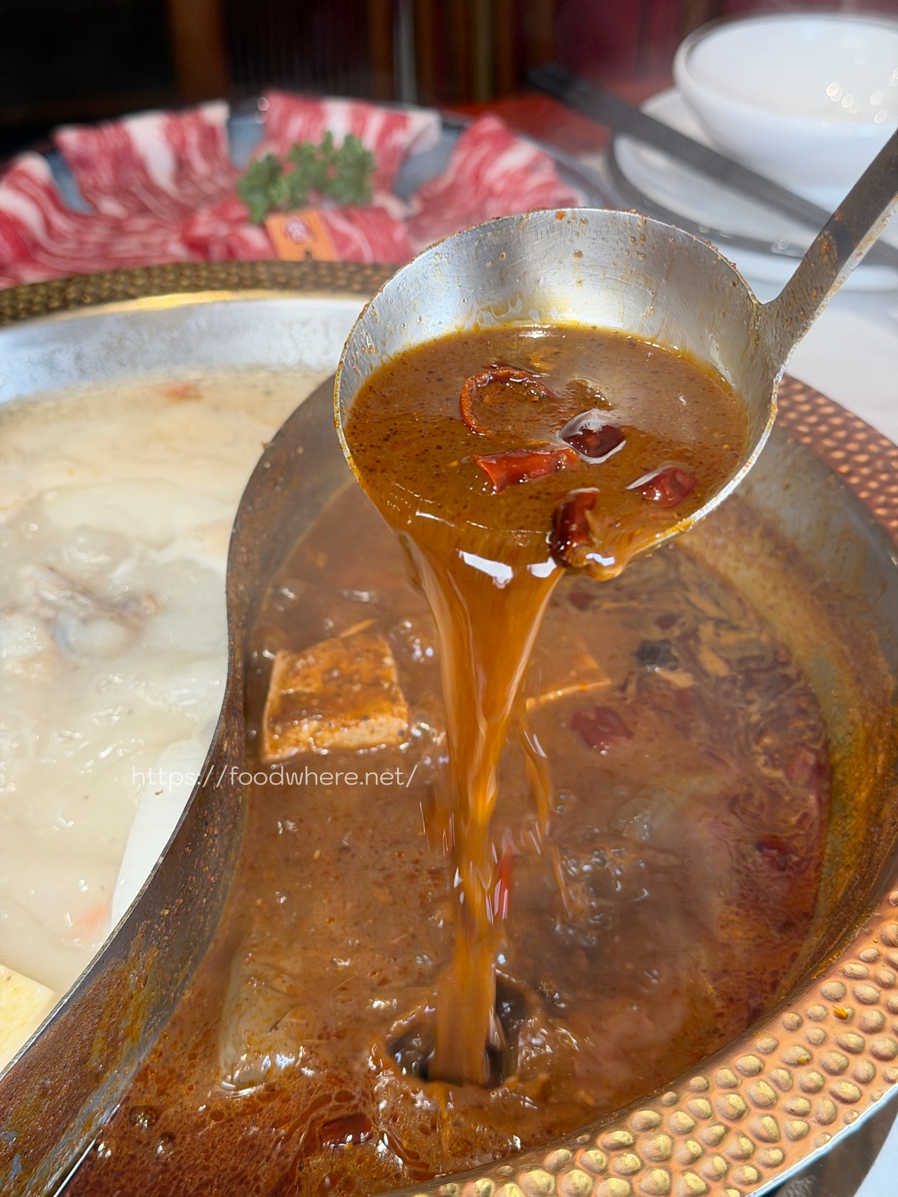 高雄三民美食推薦《窩麻辣豆腐火鍋》高雄麻辣火鍋新選擇，湯底深厚、滷水類驚艷 @高雄美食底對