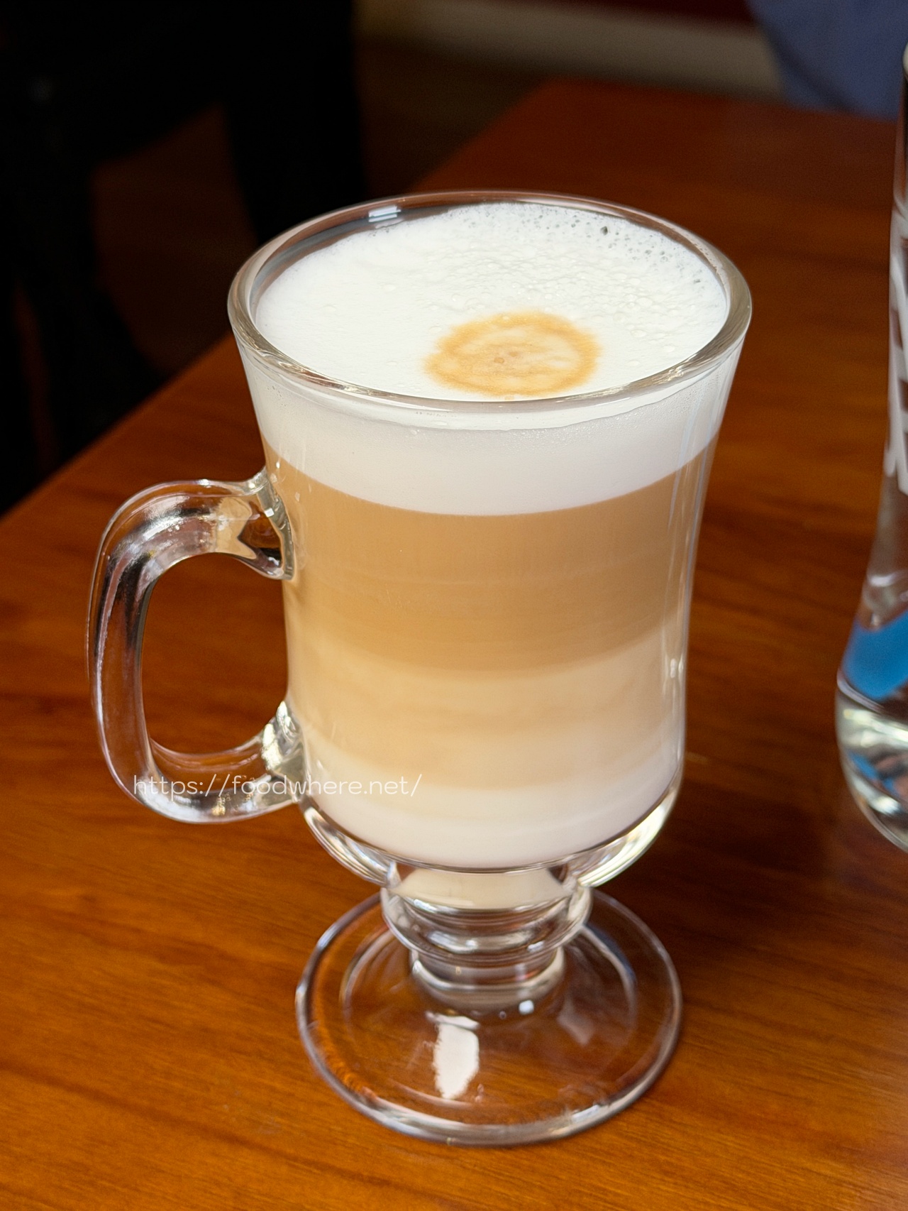 高雄苓雅美食推薦《莎曉克羅埃西亞廚房》隱身巷弄的東歐靈魂料理與極致戰斧豬排 @高雄美食底對