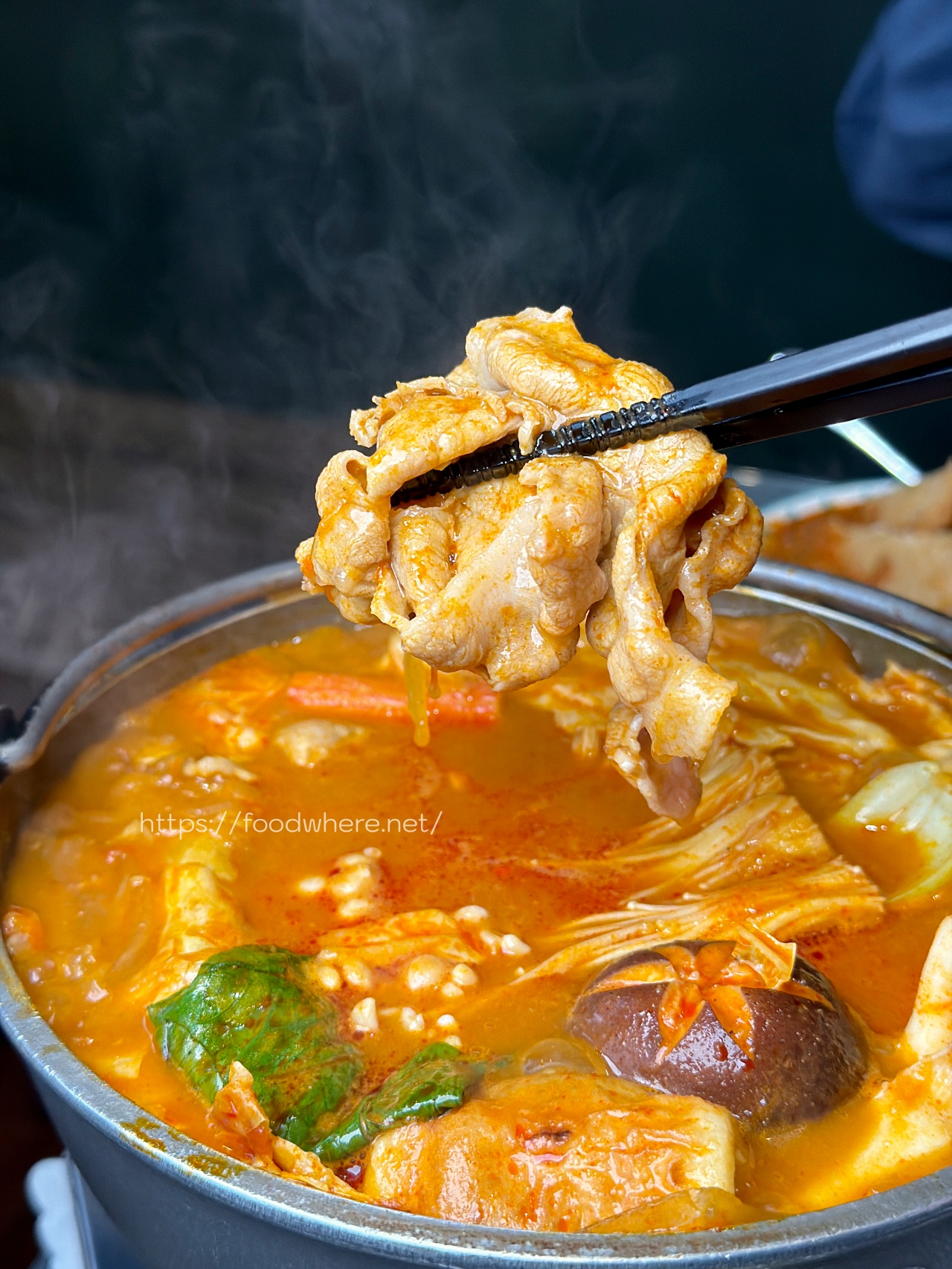 高雄左營美食推薦《沐嶼熟成咖哩》日式、南洋、印度多重風味的咖哩寶藏店 @高雄美食底對