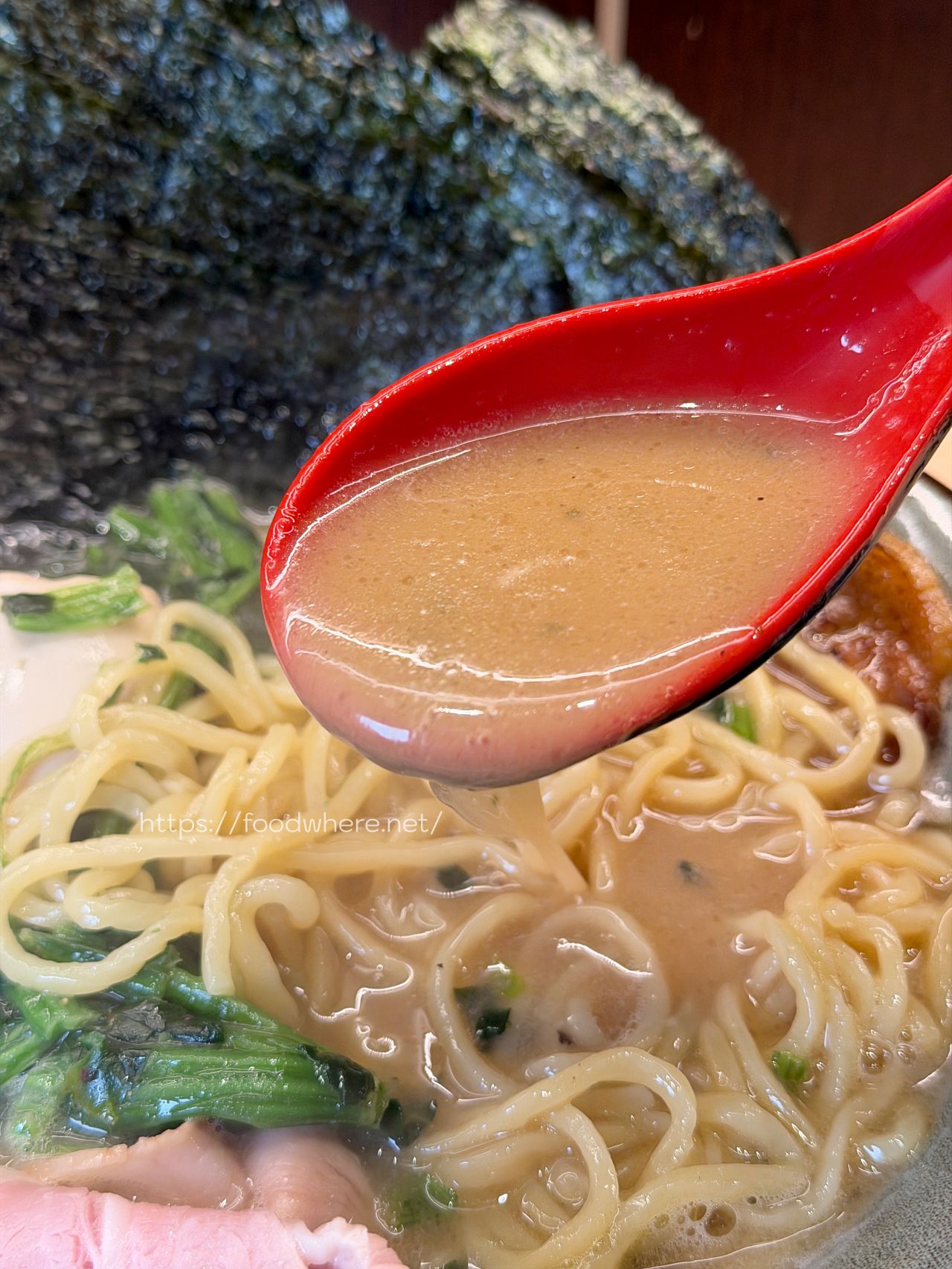 高雄鹽埕美食推薦 《厥楓流》隱身巷弄的深夜家系拉麵與極致炙燒叉燒飯 @高雄美食底對