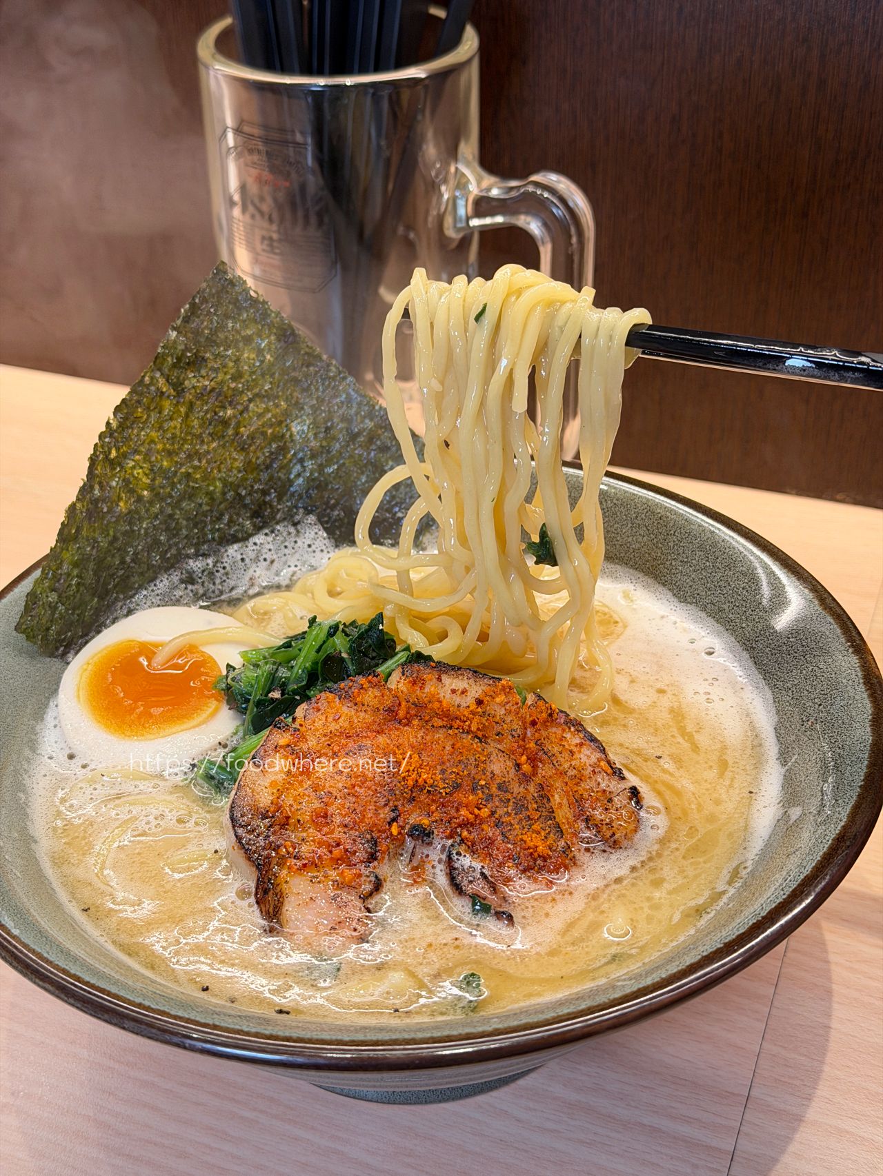 高雄鹽埕美食推薦 《厥楓流》隱身巷弄的深夜家系拉麵與極致炙燒叉燒飯 @高雄美食底對