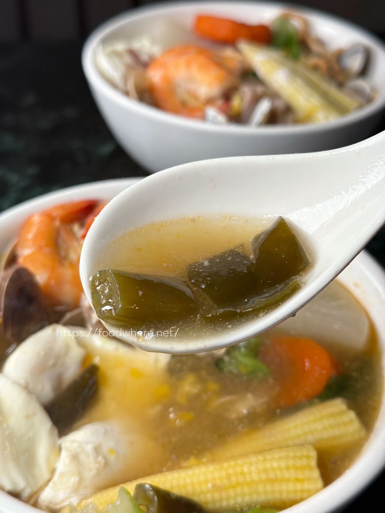 高雄左營美食推薦《謙稻》手炒叻沙與剝皮辣椒的極致鍋燒 @高雄美食底對