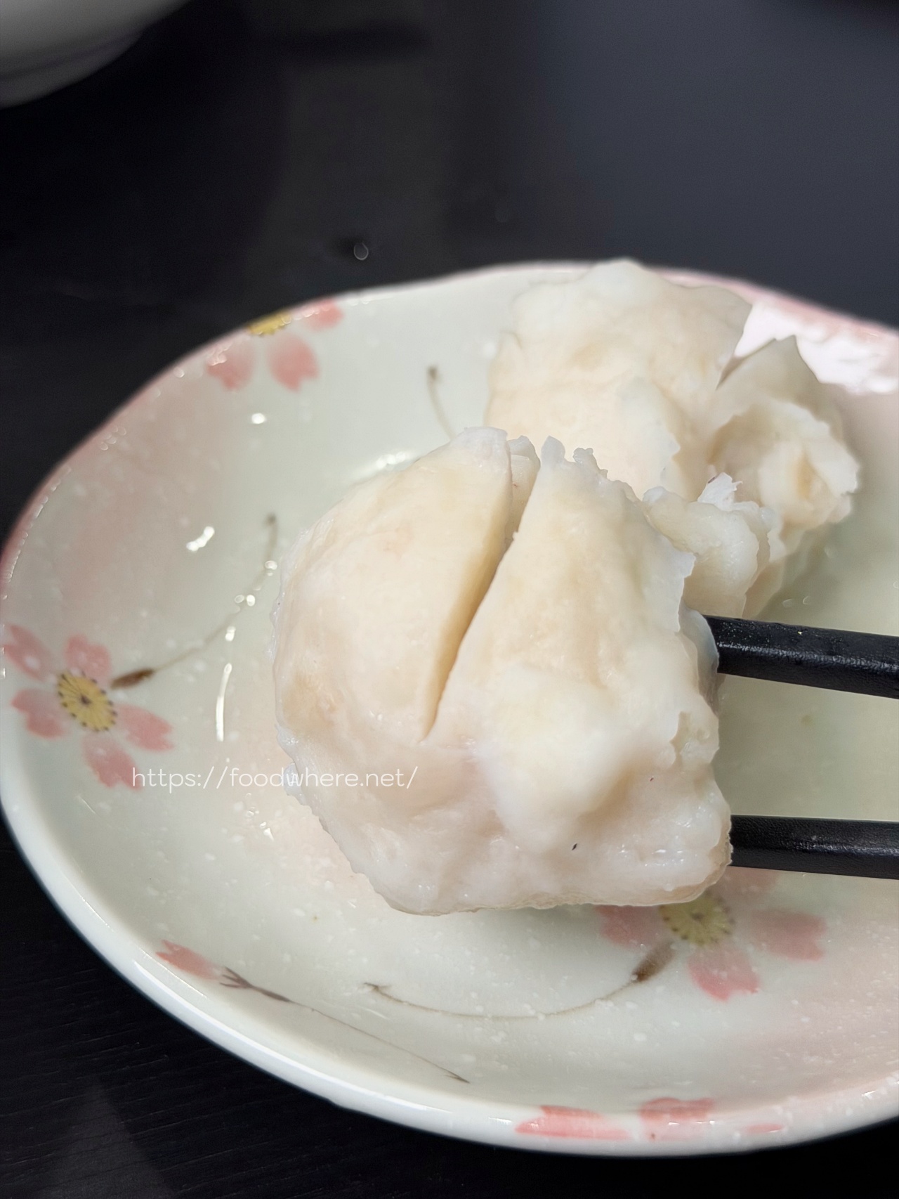 高雄左營美食推薦《一碗質樸 巨蛋立信店》藏身巨蛋商圈的滿滿海味湯泡飯！推：蛤蠣絲瓜麵線 @高雄美食底對