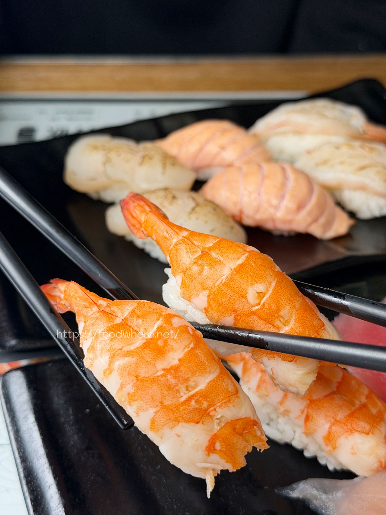 （有菜單）三民區美食推薦《金太郎壽司 》傳承40年的平價日料傳奇 鮭魚親子丼竟然只要250元 @高雄美食底對