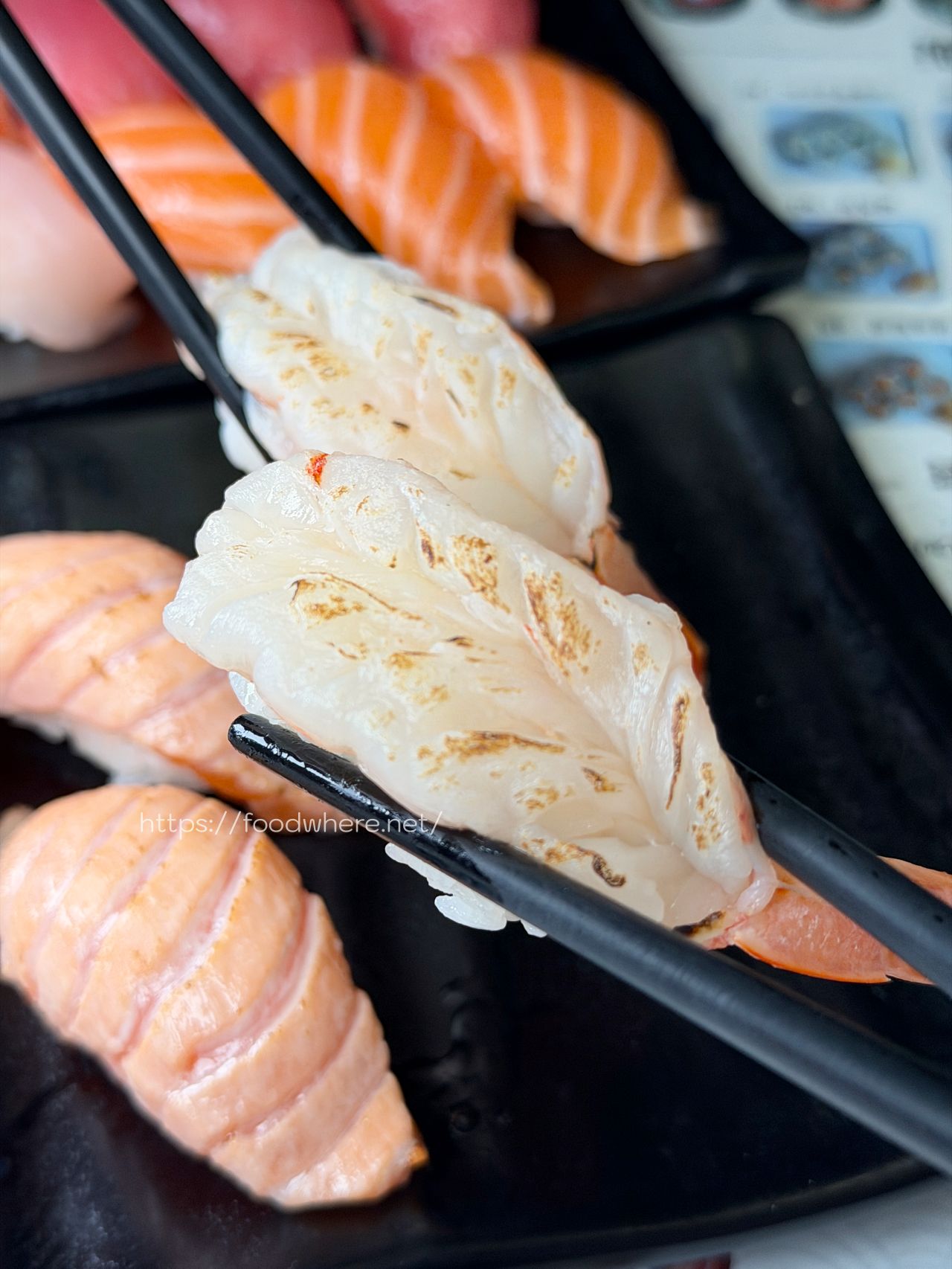 （有菜單）三民區美食推薦《金太郎壽司 》傳承40年的平價日料傳奇 鮭魚親子丼竟然只要250元 @高雄美食底對