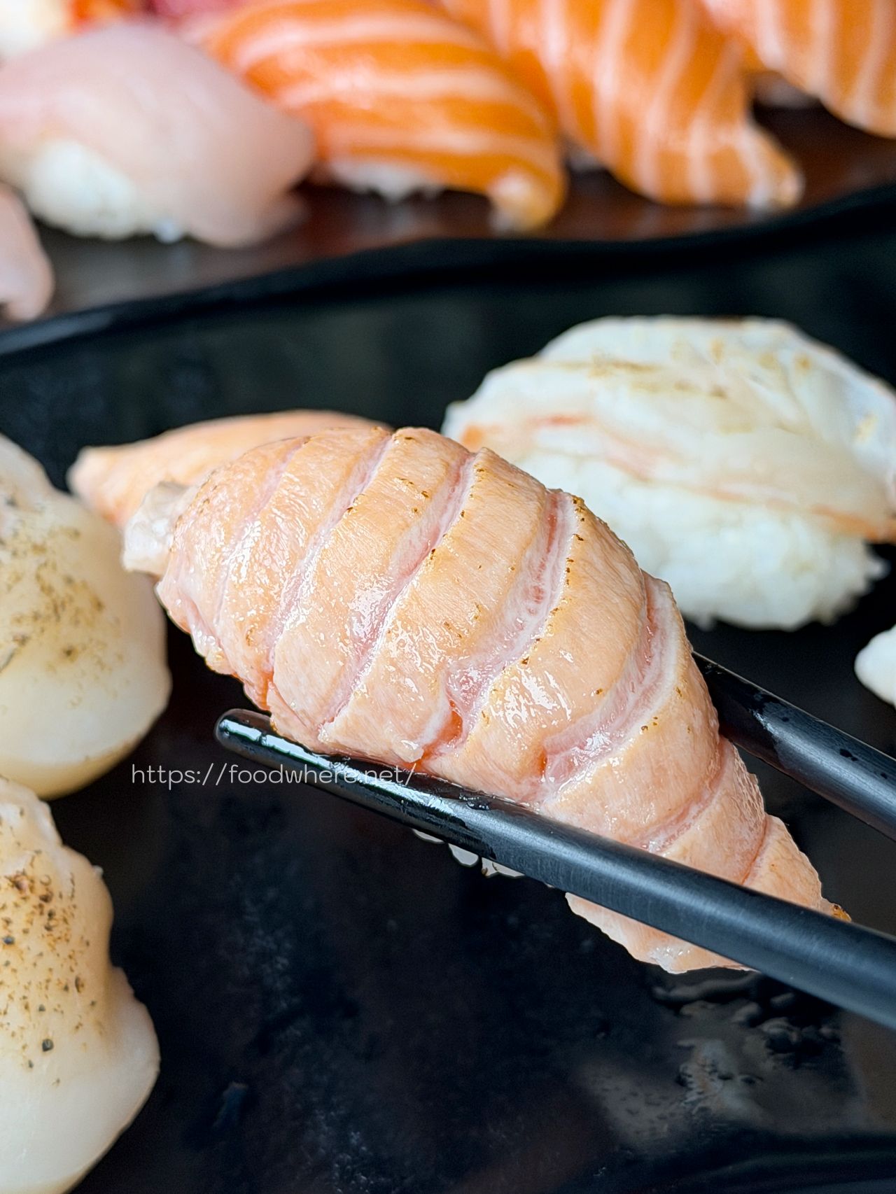 （有菜單）三民區美食推薦《金太郎壽司 》傳承40年的平價日料傳奇 鮭魚親子丼竟然只要250元 @高雄美食底對