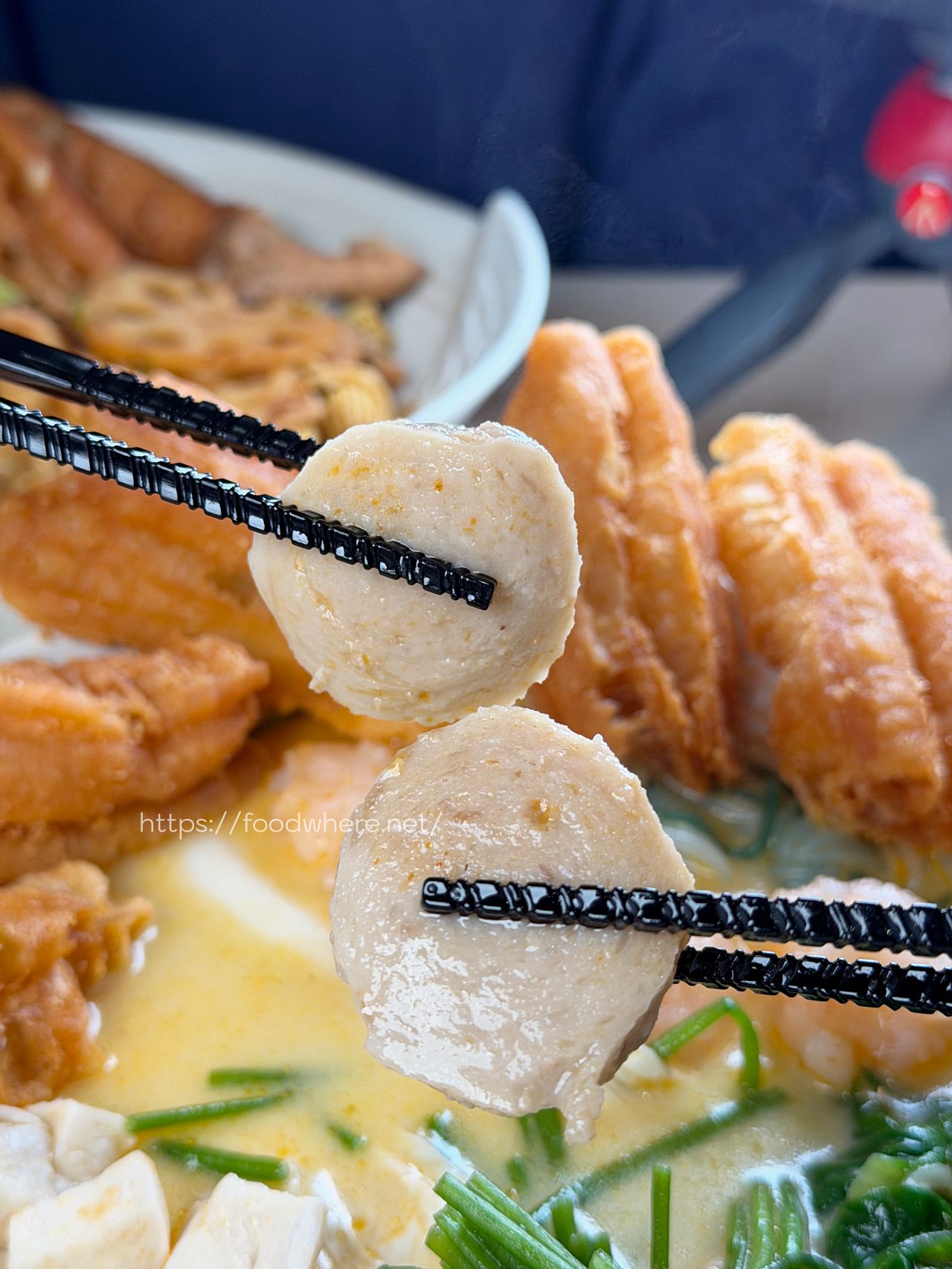 （有放菜單）高雄新堀江美食推薦《拾八辣麻辣燙》質感內用空間與香濃麻奶湯的療癒宵夜首選 @高雄美食底對