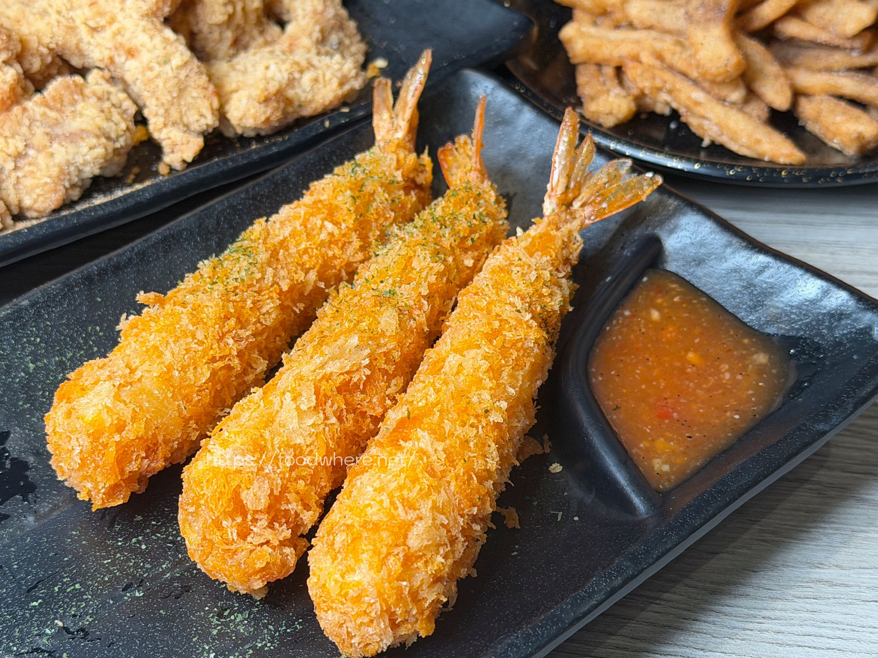 （有菜單）文藻周邊美食推薦《二春外鍋燒專賣店》肉控與海鮮控都能滿足的自由配鍋燒 @高雄美食底對