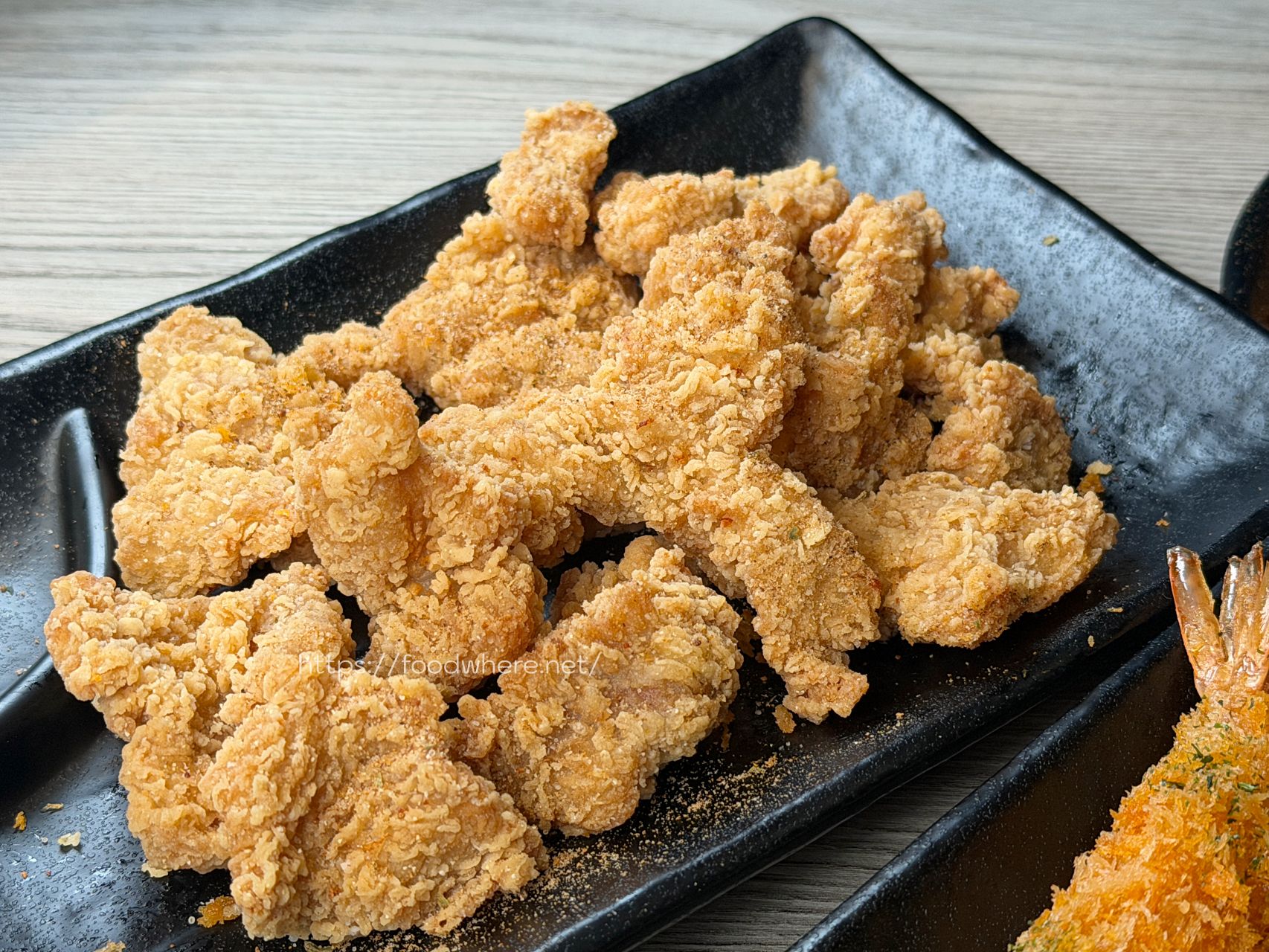 （有菜單）文藻周邊美食推薦《二春外鍋燒專賣店》肉控與海鮮控都能滿足的自由配鍋燒 @高雄美食底對