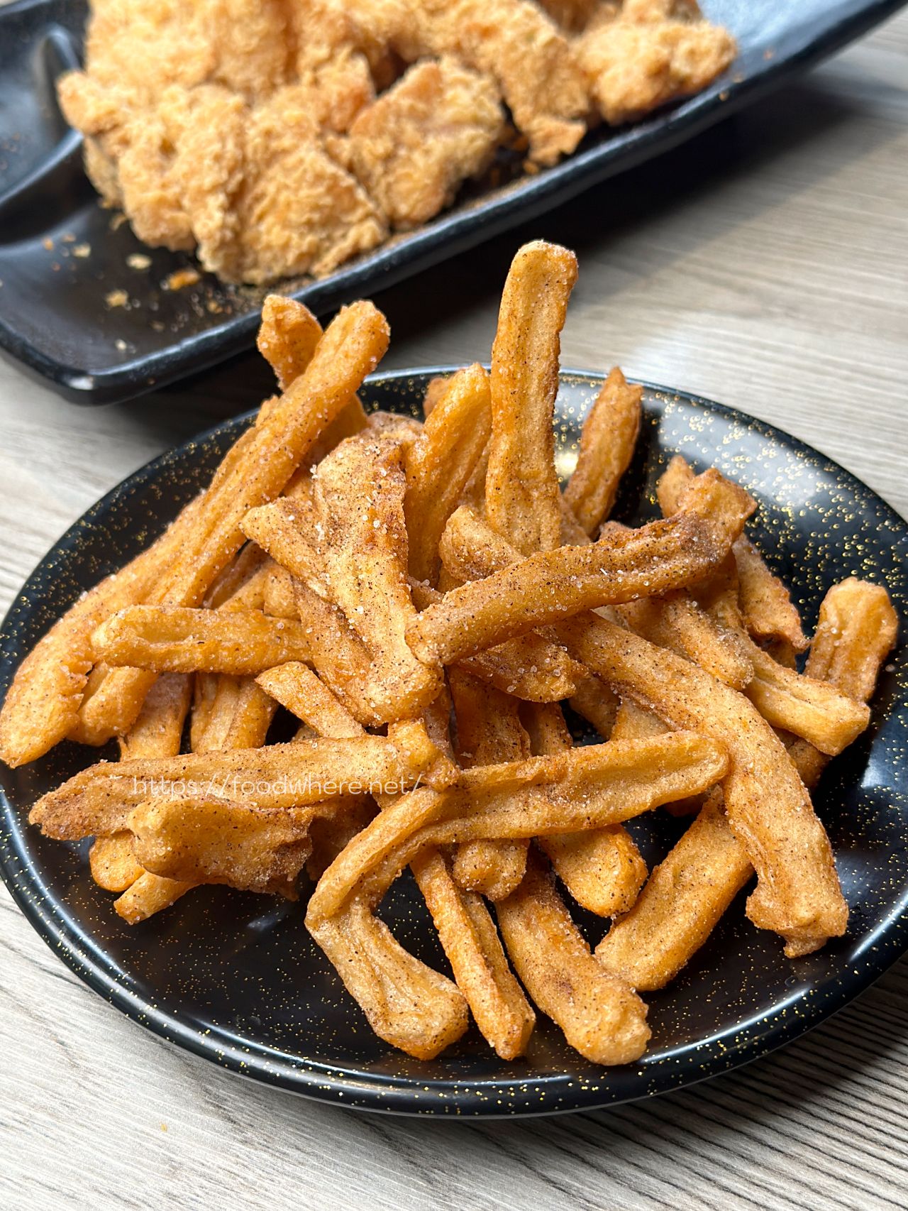 （有菜單）文藻周邊美食推薦《二春外鍋燒專賣店》肉控與海鮮控都能滿足的自由配鍋燒 @高雄美食底對