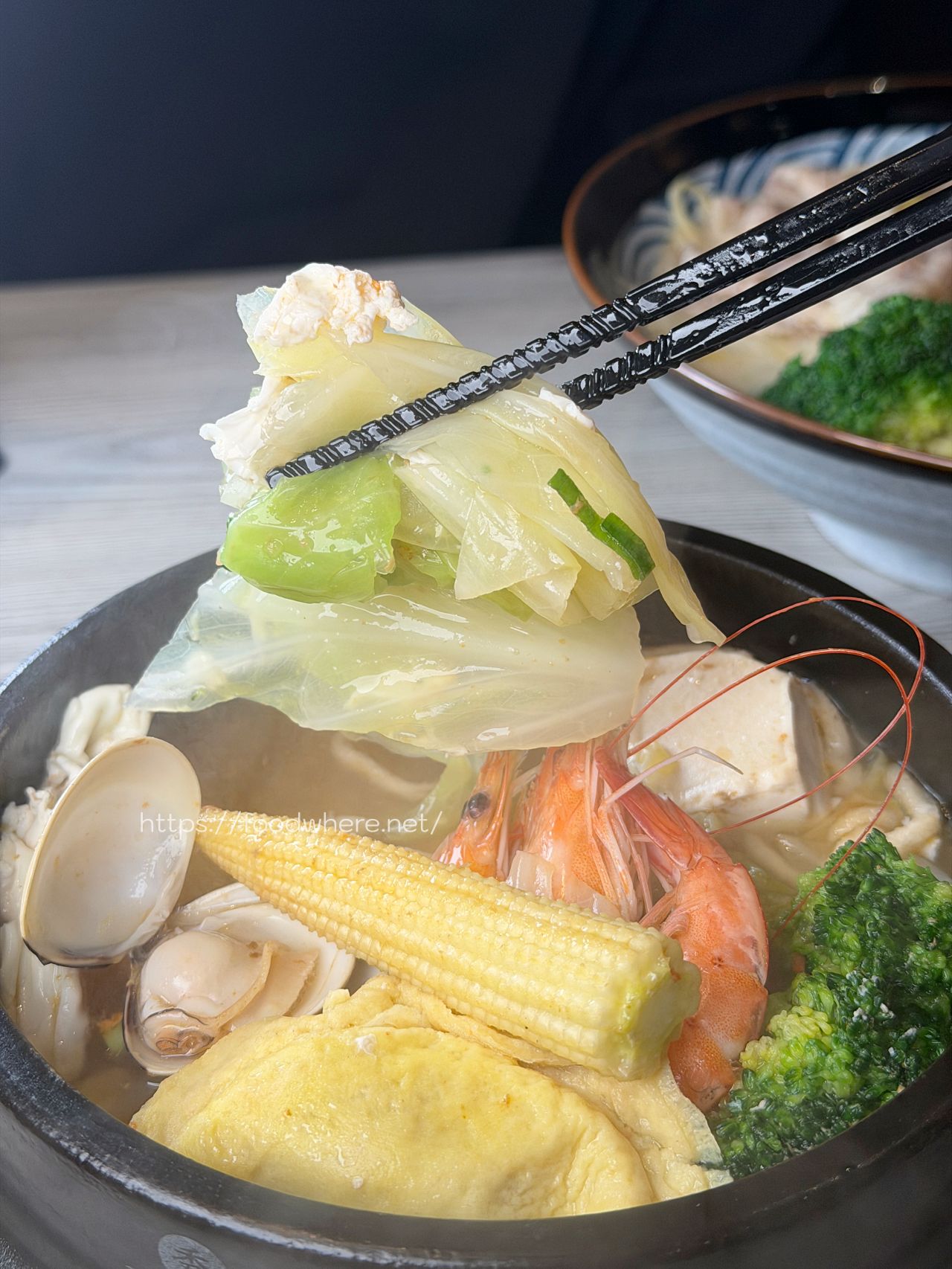 （有菜單）文藻周邊美食推薦《二春外鍋燒專賣店》肉控與海鮮控都能滿足的自由配鍋燒 @高雄美食底對